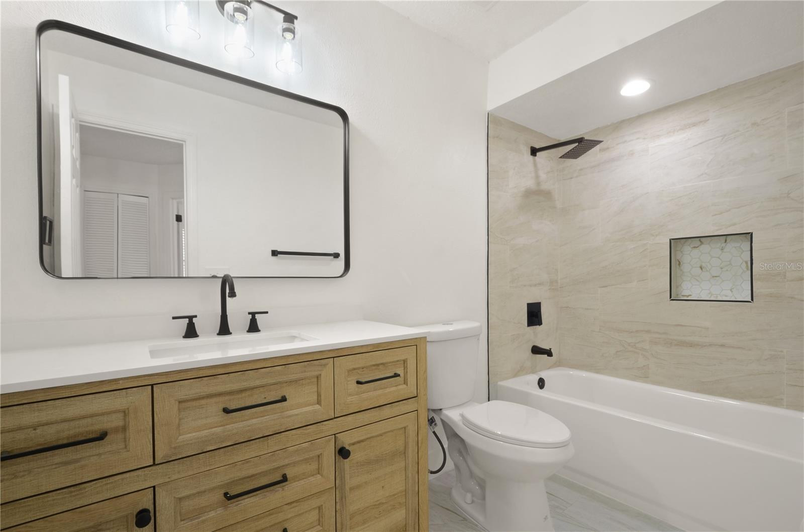 4583 HERITAGE OAK DR, ORLANDO, FL, 32808