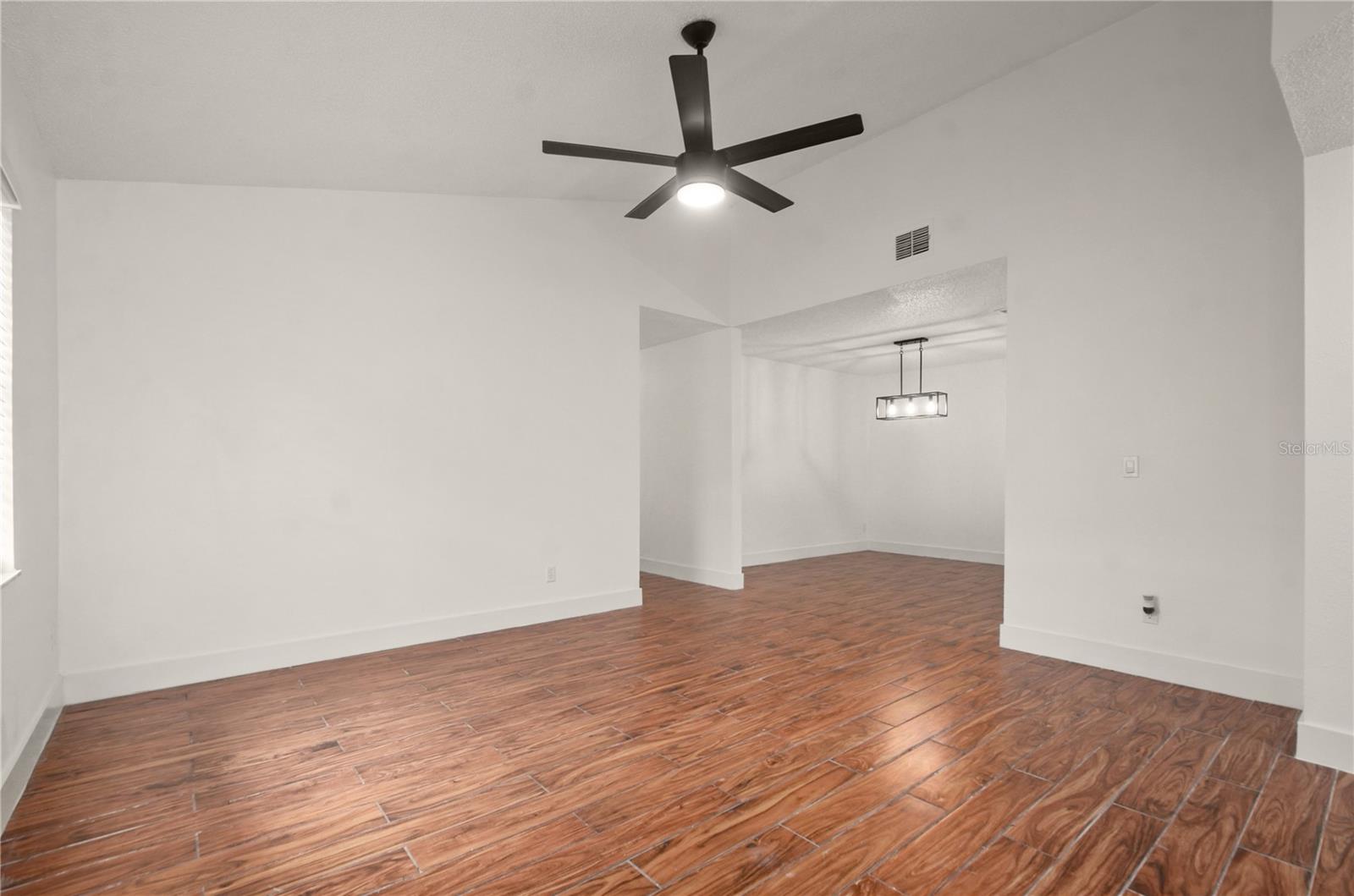 4583 HERITAGE OAK DR, ORLANDO, FL, 32808