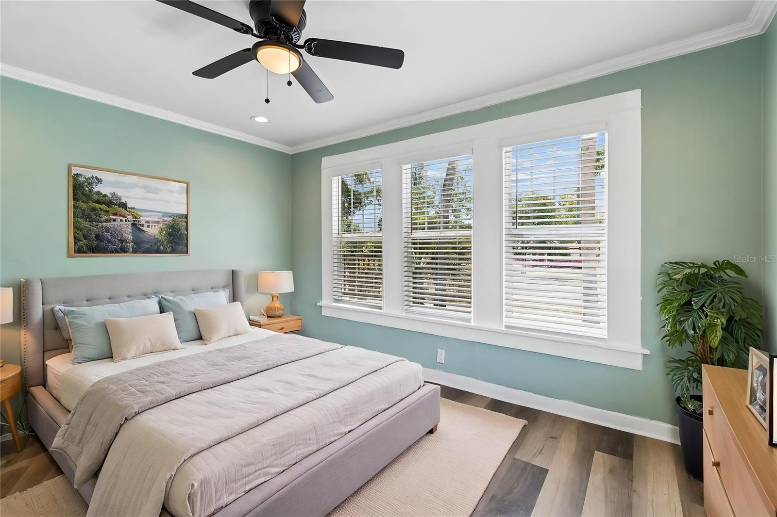 4105 18TH AVE S, ST PETERSBURG, FL, 33711