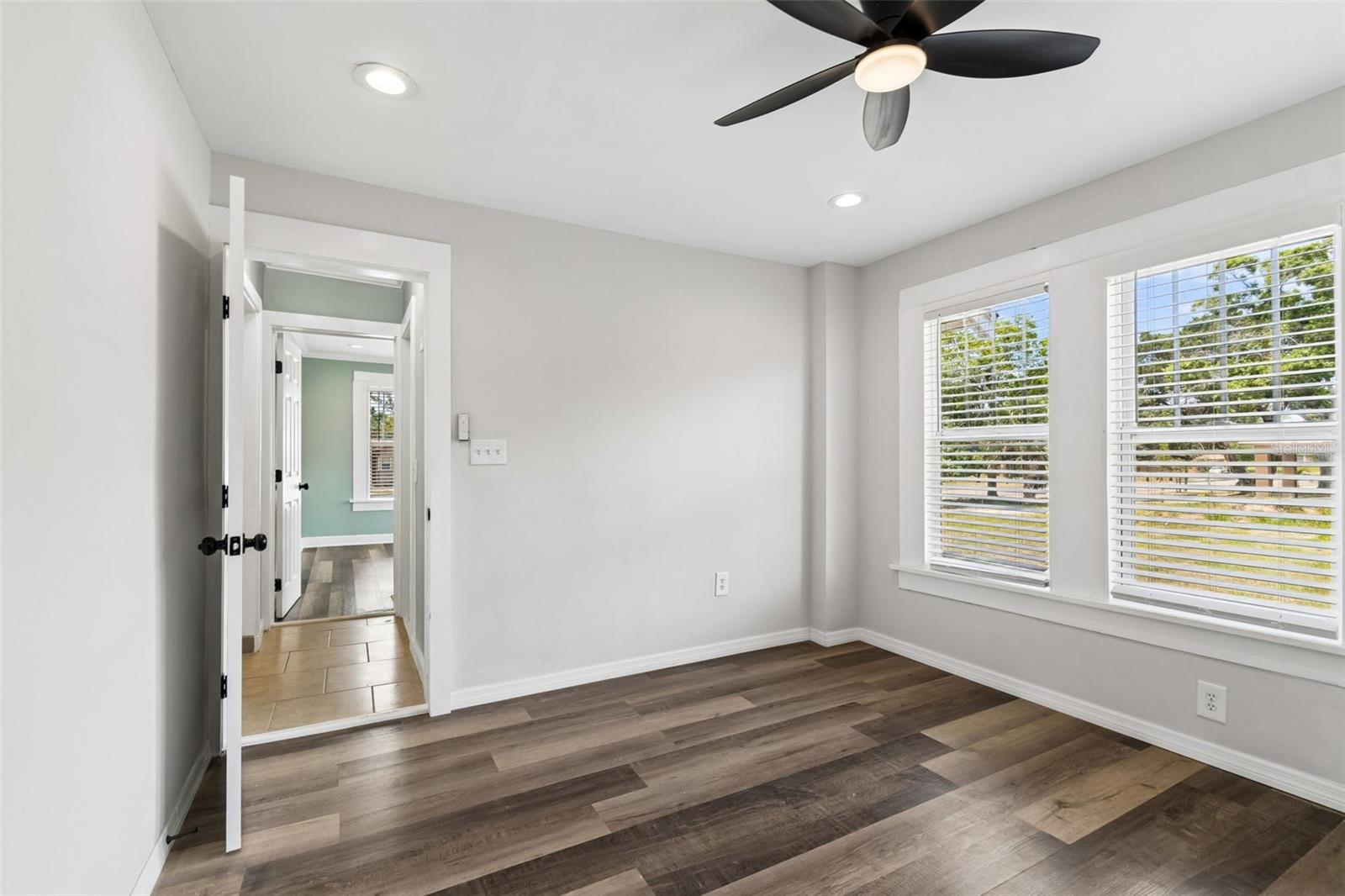 4105 18TH AVE S, ST PETERSBURG, FL, 33711