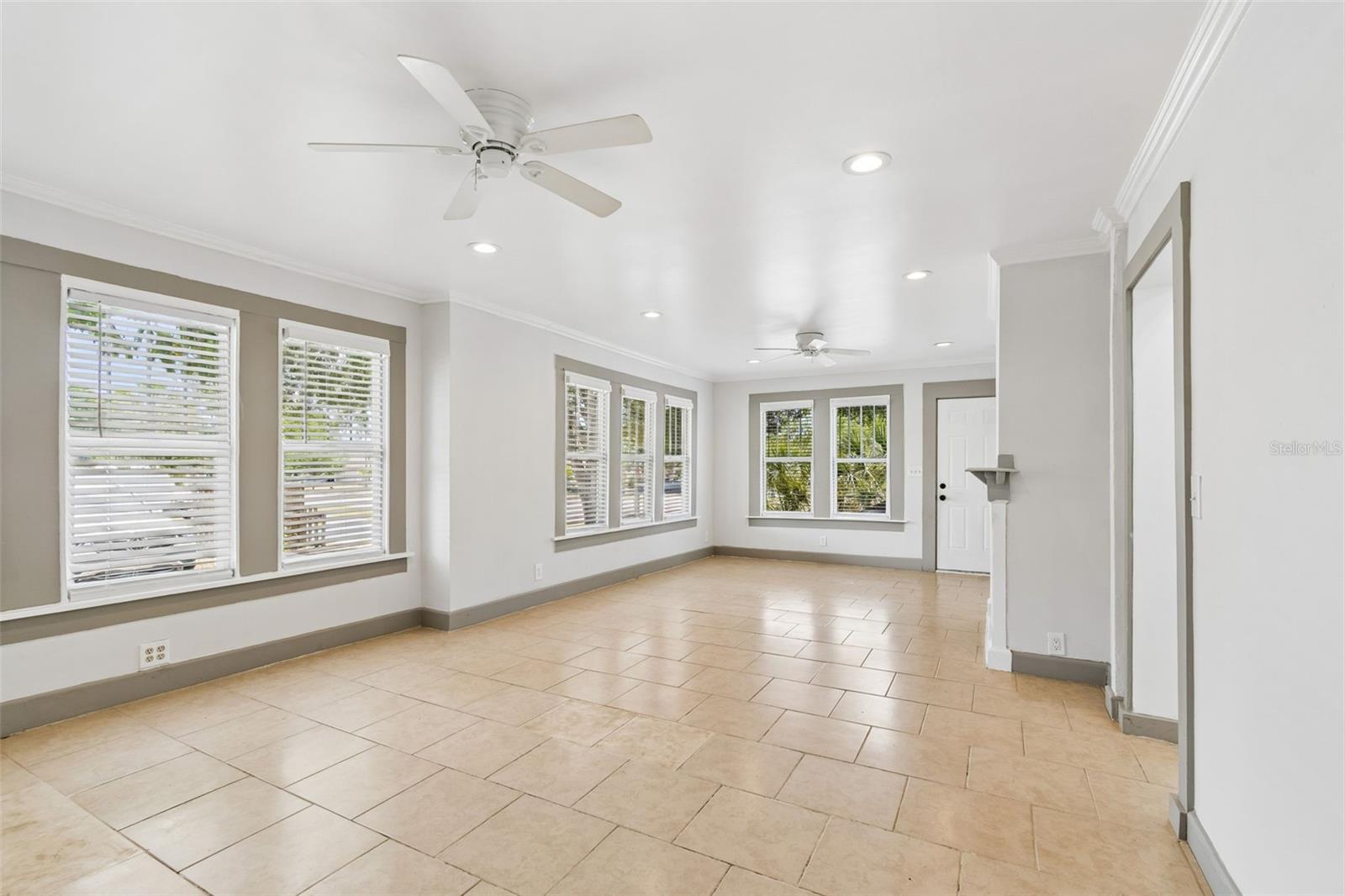 4105 18TH AVE S, ST PETERSBURG, FL, 33711