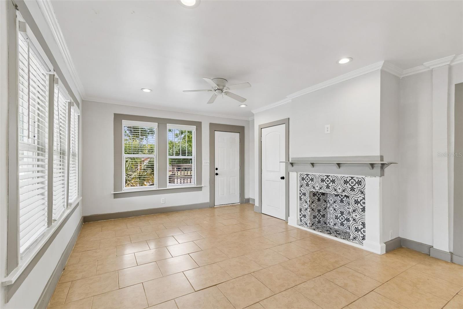 4105 18TH AVE S, ST PETERSBURG, FL, 33711