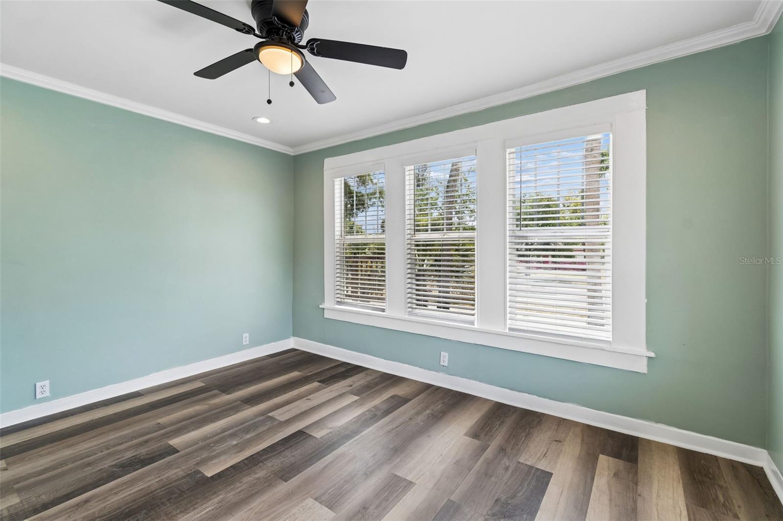 4105 18TH AVE S, ST PETERSBURG, FL, 33711