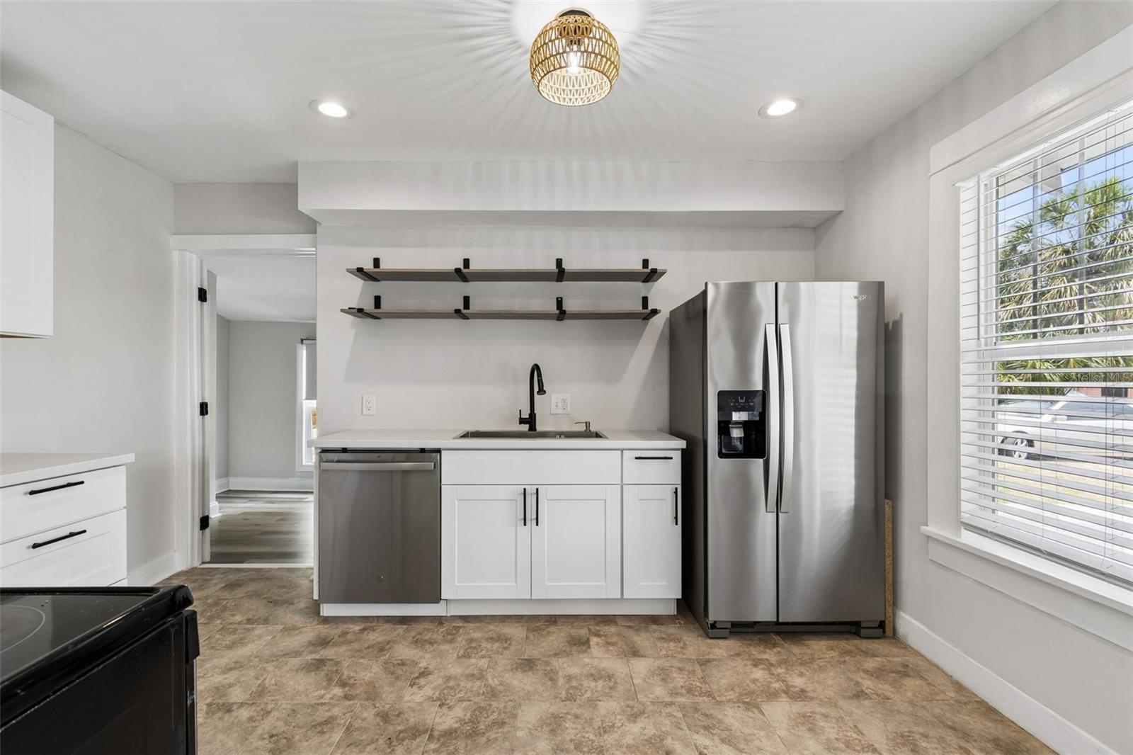 4105 18TH AVE S, ST PETERSBURG, FL, 33711