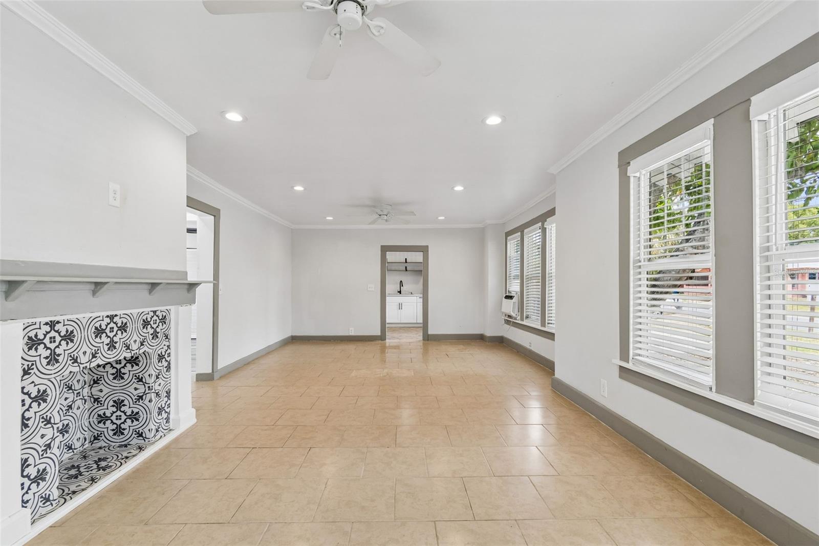 4105 18TH AVE S, ST PETERSBURG, FL, 33711