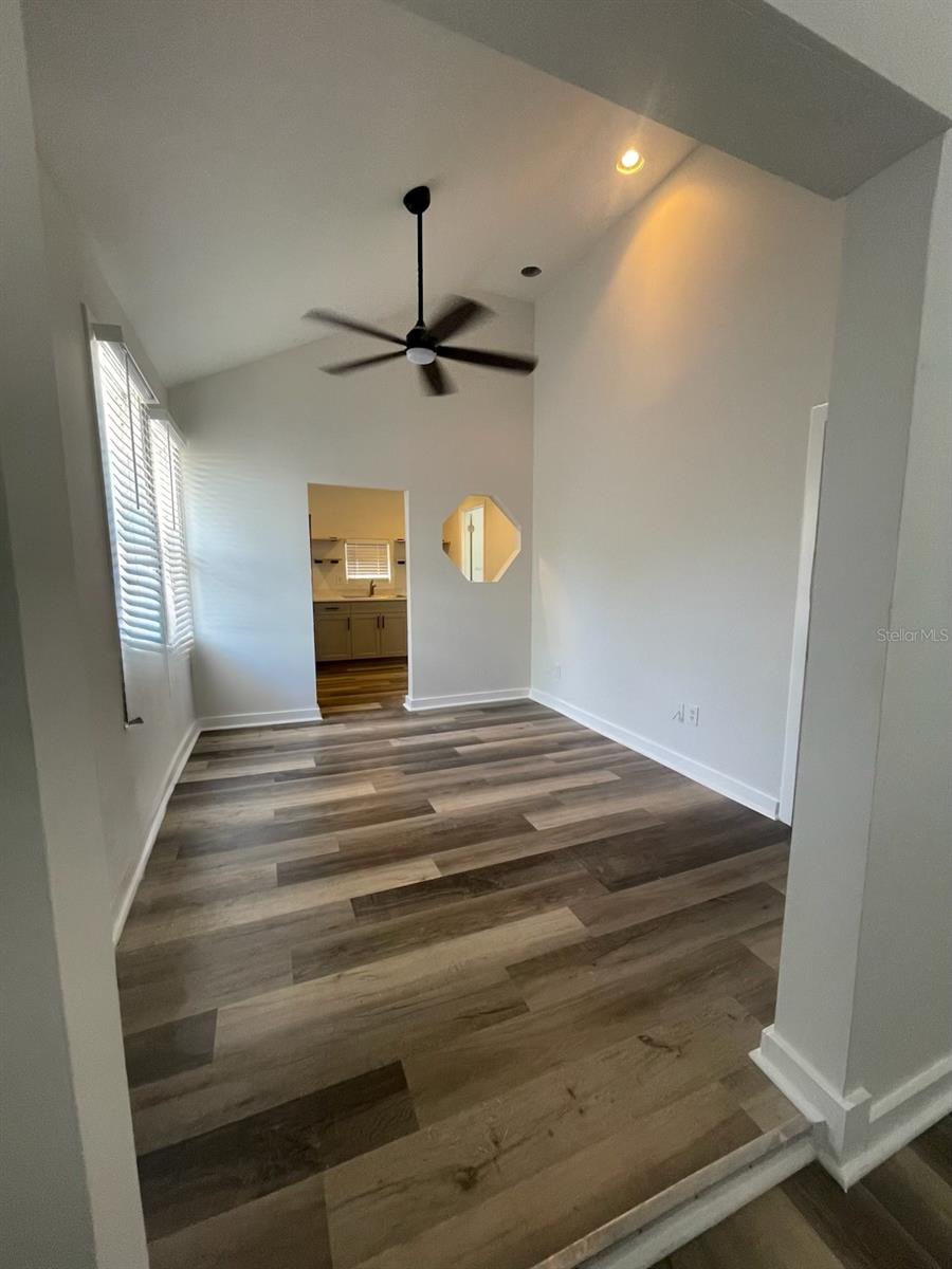 4105 18TH AVE S, ST PETERSBURG, FL, 33711