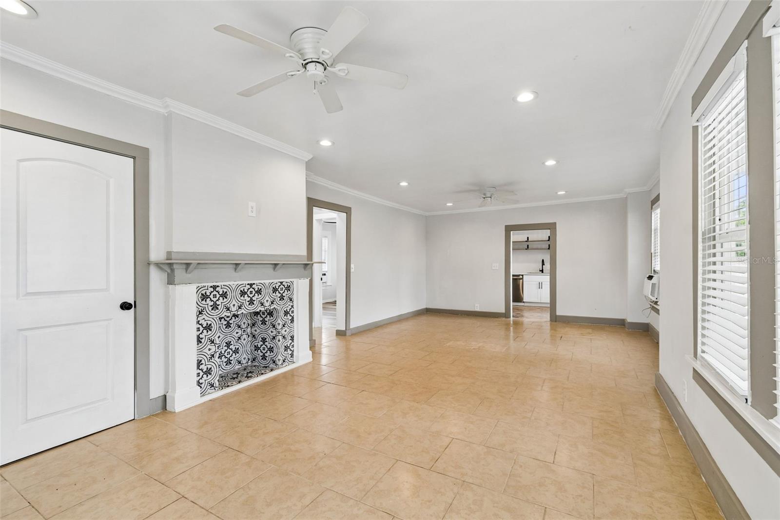 4105 18TH AVE S, ST PETERSBURG, FL, 33711