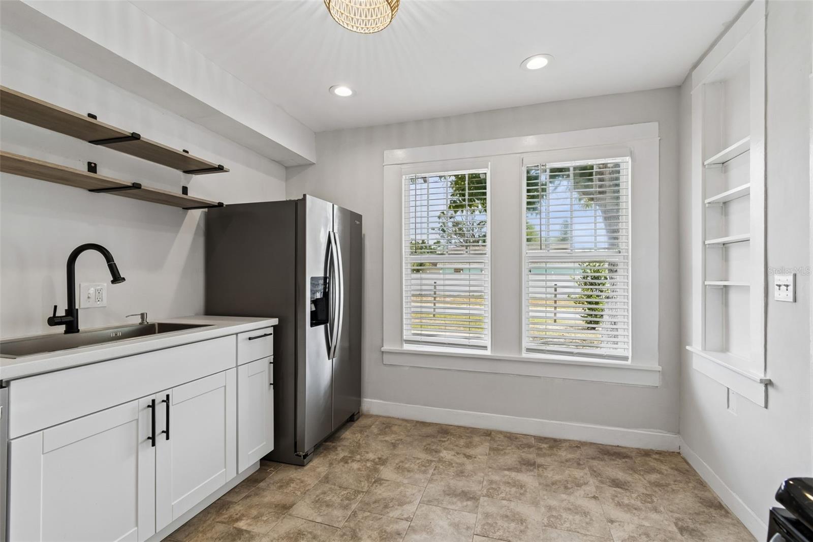 4105 18TH AVE S, ST PETERSBURG, FL, 33711