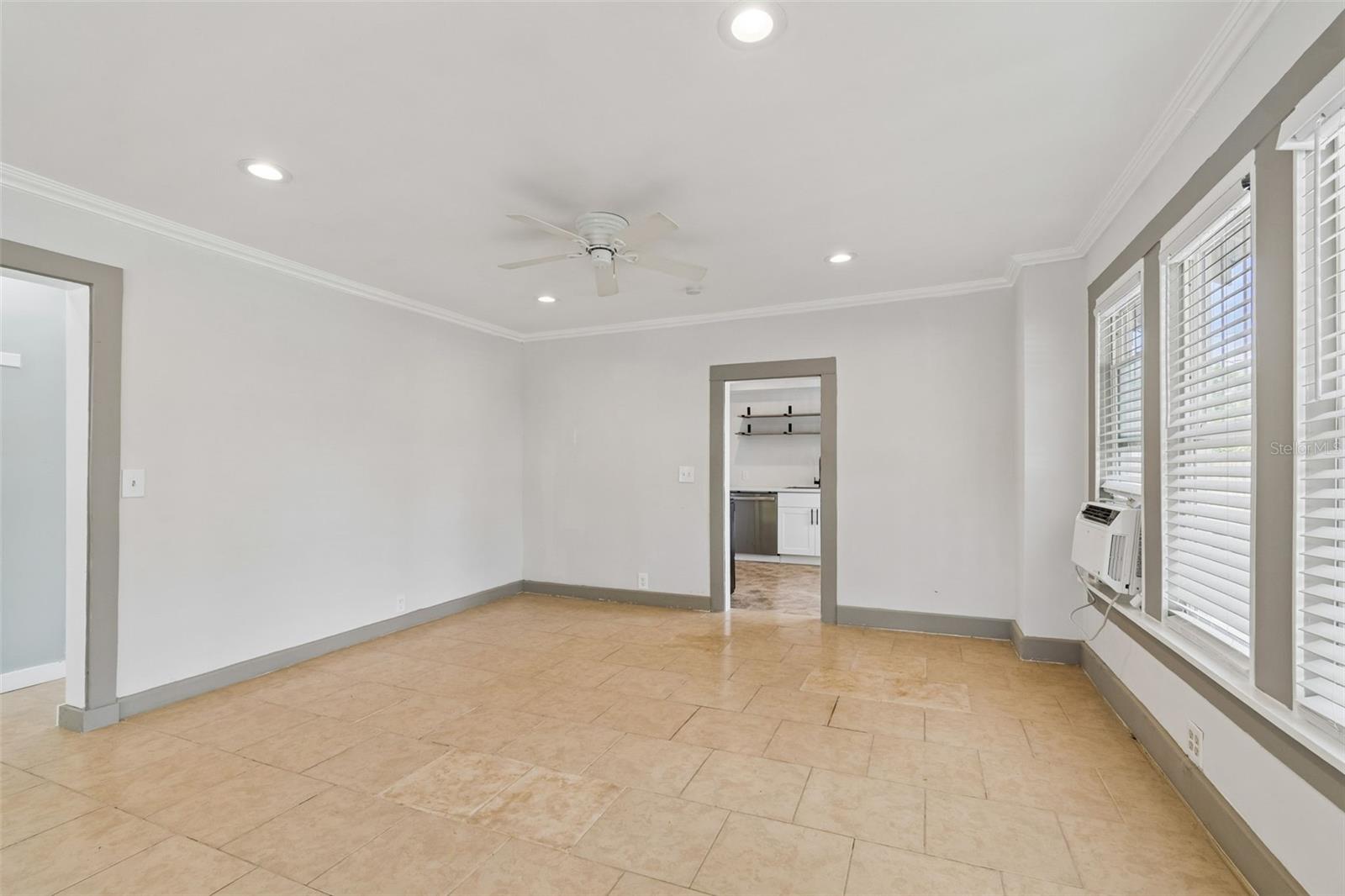 4105 18TH AVE S, ST PETERSBURG, FL, 33711