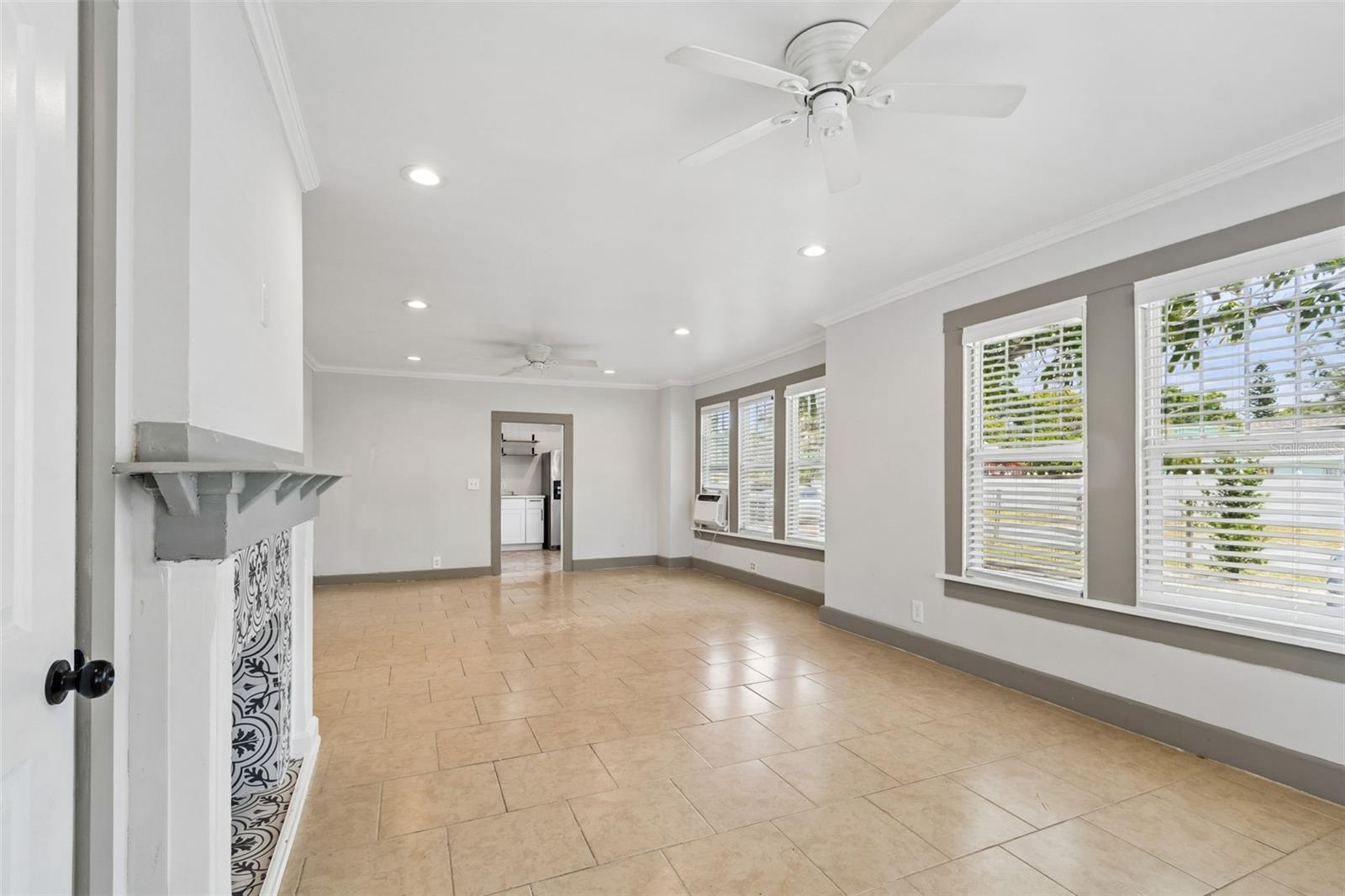 4105 18TH AVE S, ST PETERSBURG, FL, 33711