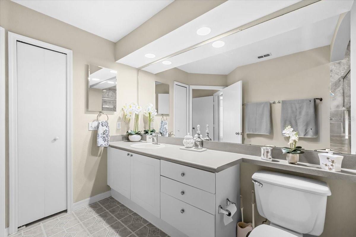 4007 FOXTAIL PALM CT, TAMPA, FL, 33624