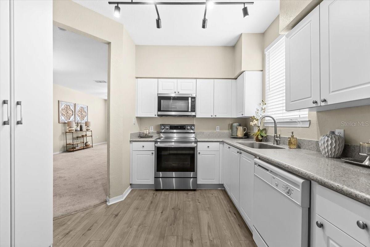 4007 FOXTAIL PALM CT, TAMPA, FL, 33624