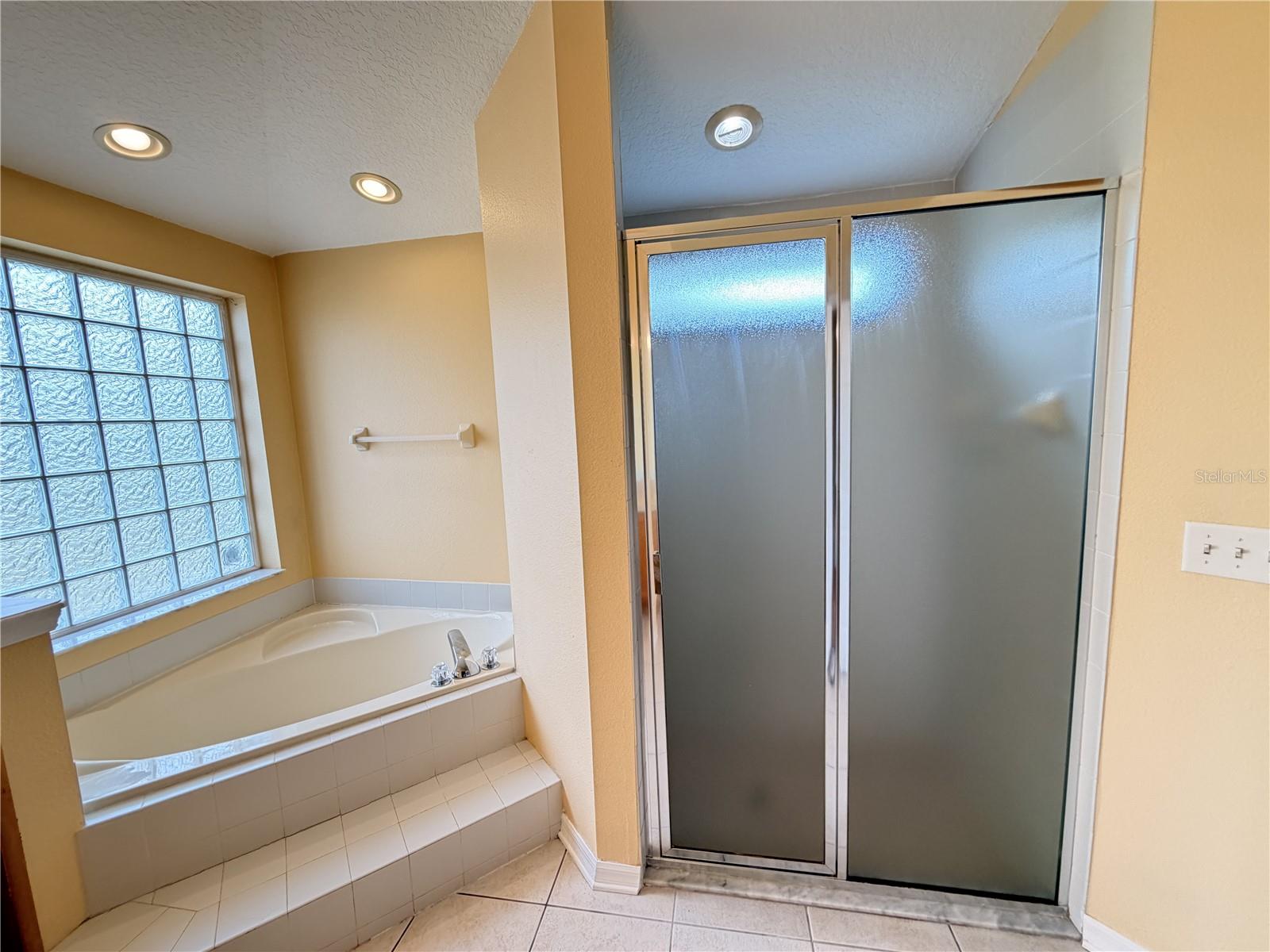 34 ROXANNE LN, PALM COAST, FL, 32164