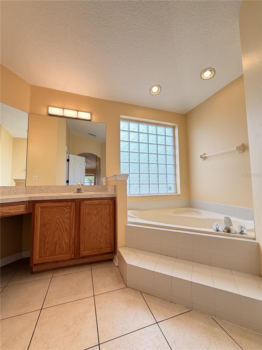 34 ROXANNE LN, PALM COAST, FL, 32164