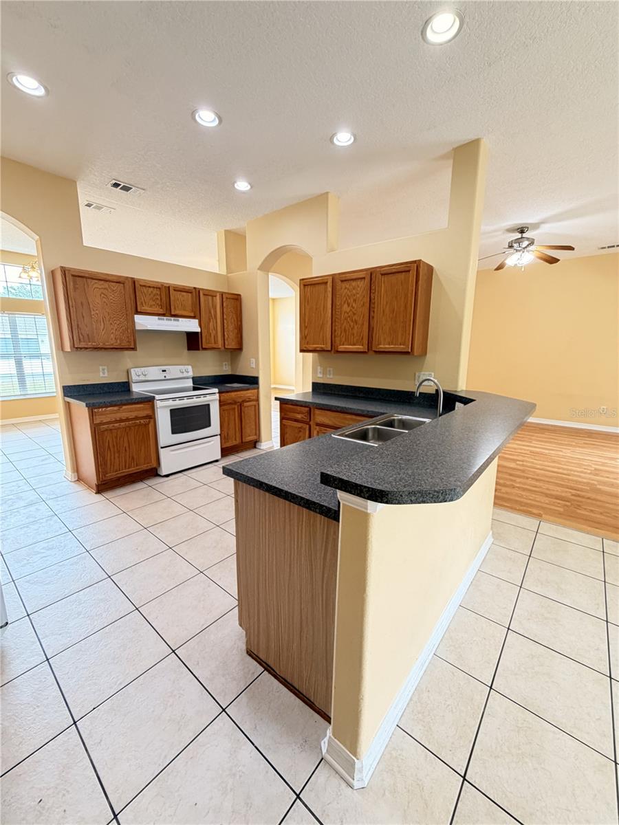 34 ROXANNE LN, PALM COAST, FL, 32164