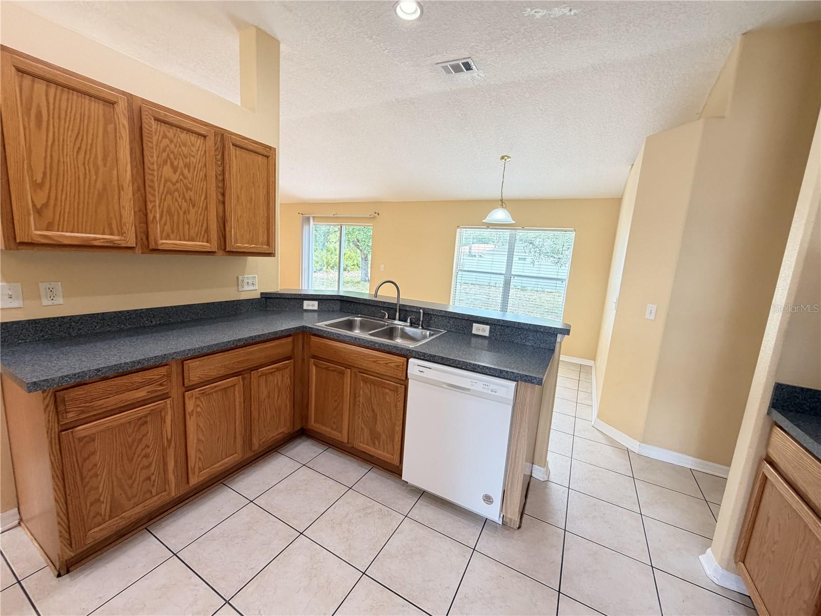 34 ROXANNE LN, PALM COAST, FL, 32164