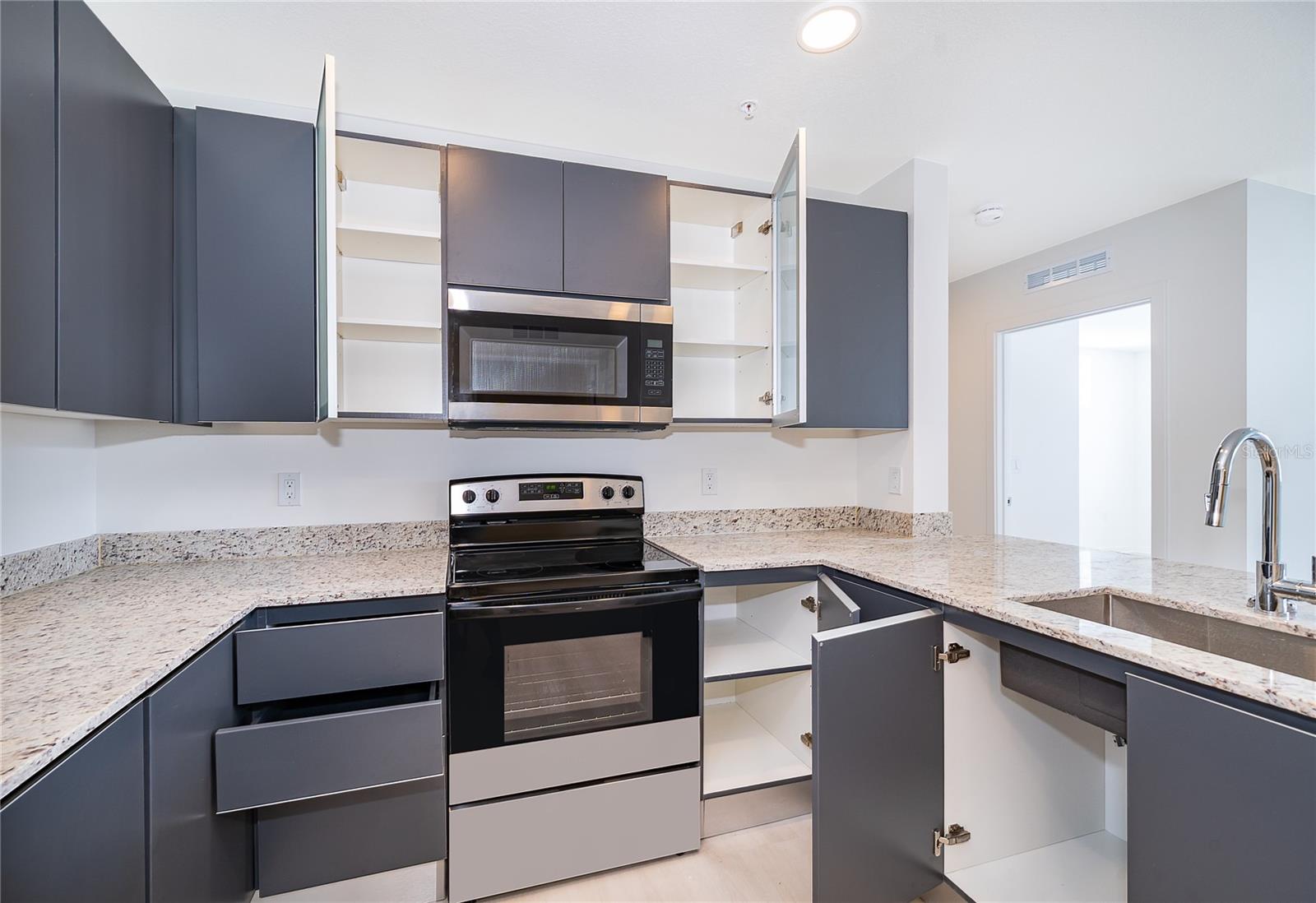 5579 MILLENIA PARK BLVD #521, ORLANDO, FL, 32839