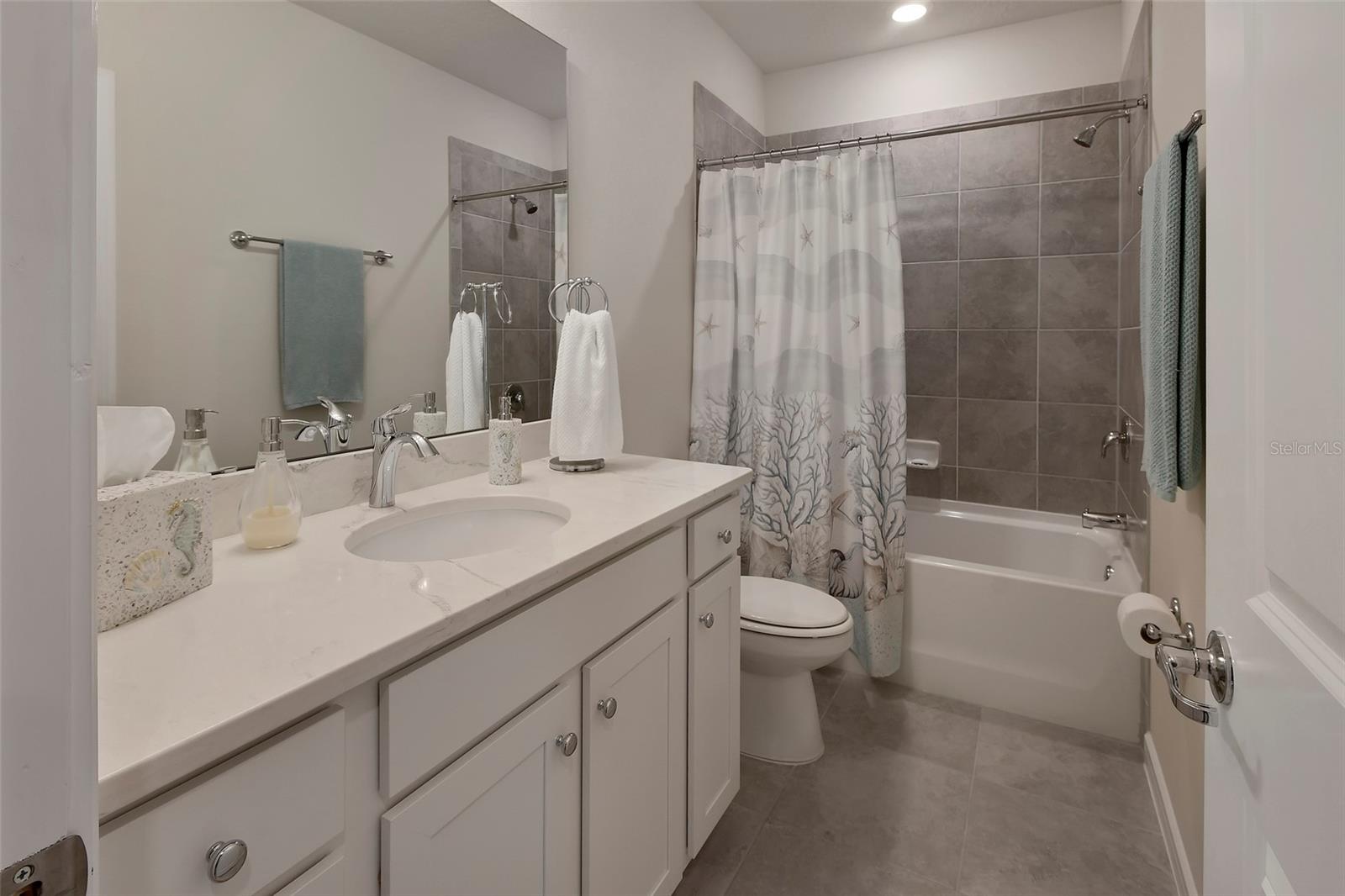 2132 CANOPY TERRACE BLVD, DELAND, FL, 32724