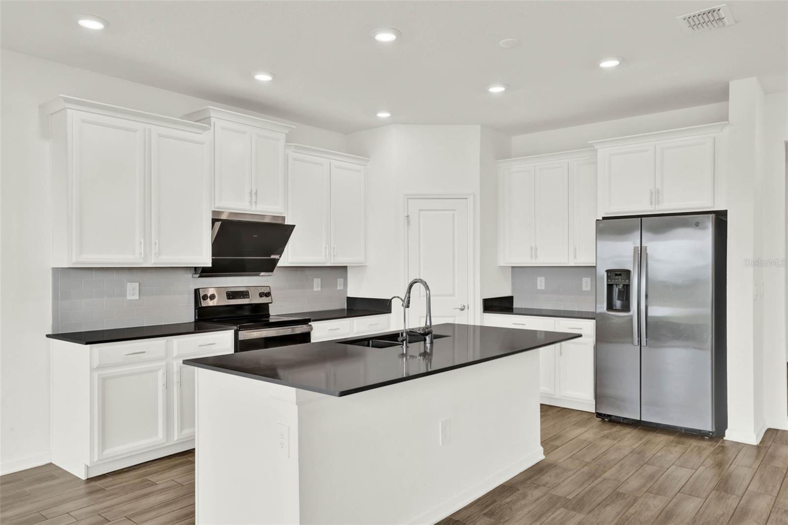 8114 SAYINGS DR, WINTER GARDEN, FL, 34787