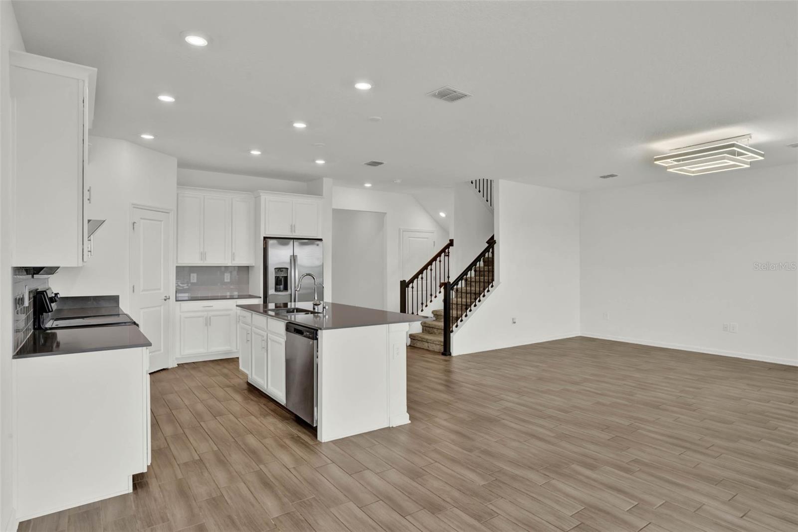 8114 SAYINGS DR, WINTER GARDEN, FL, 34787