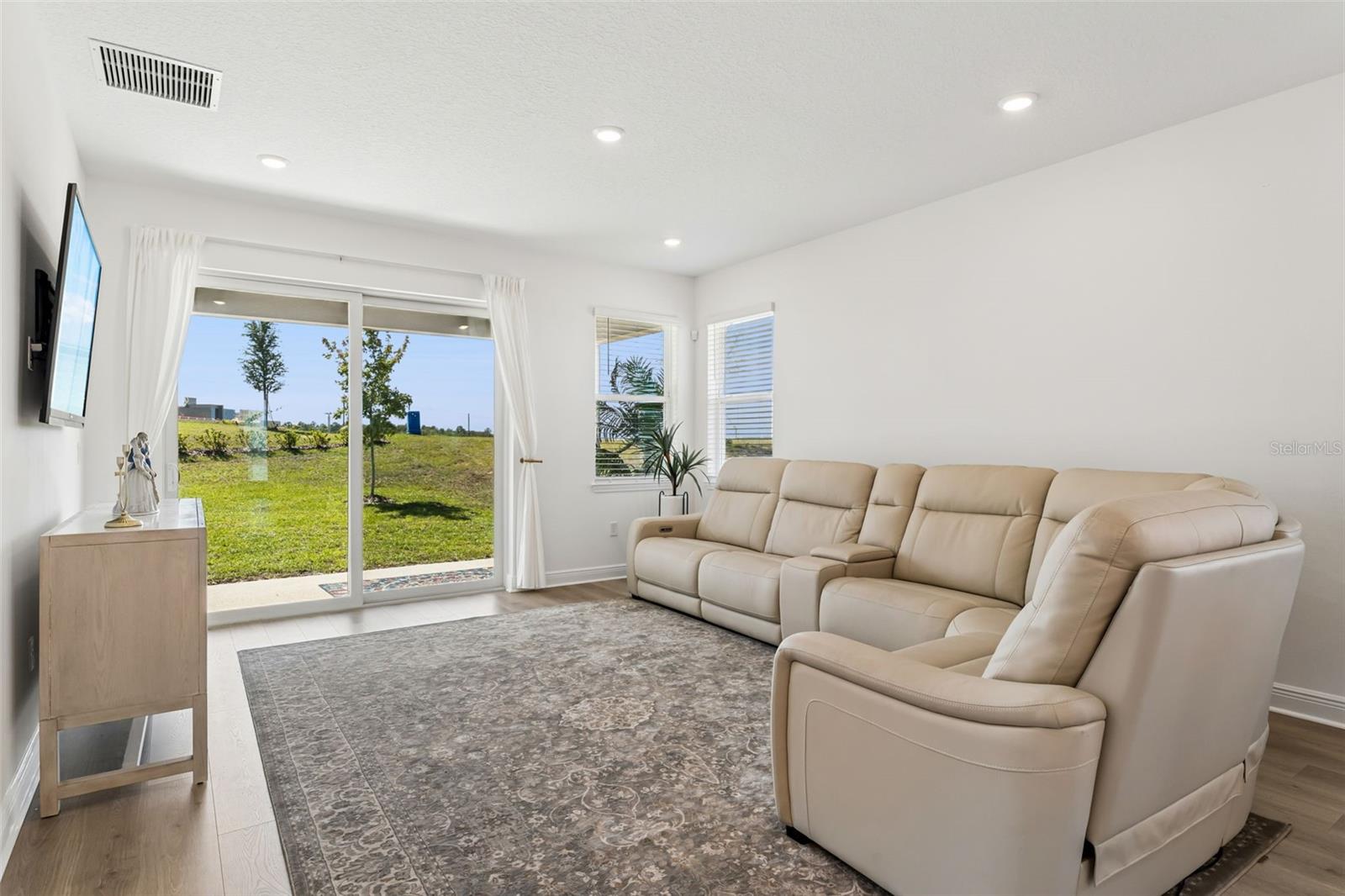 1956 SUNSHINE PEAK DR, MINNEOLA, FL, 34715