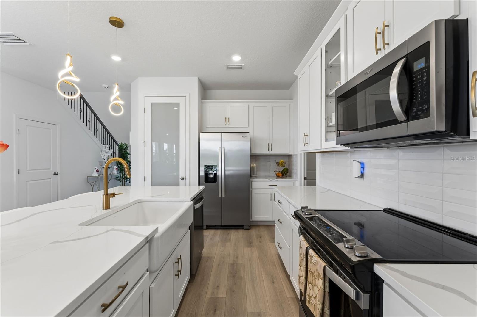 1956 SUNSHINE PEAK DR, MINNEOLA, FL, 34715