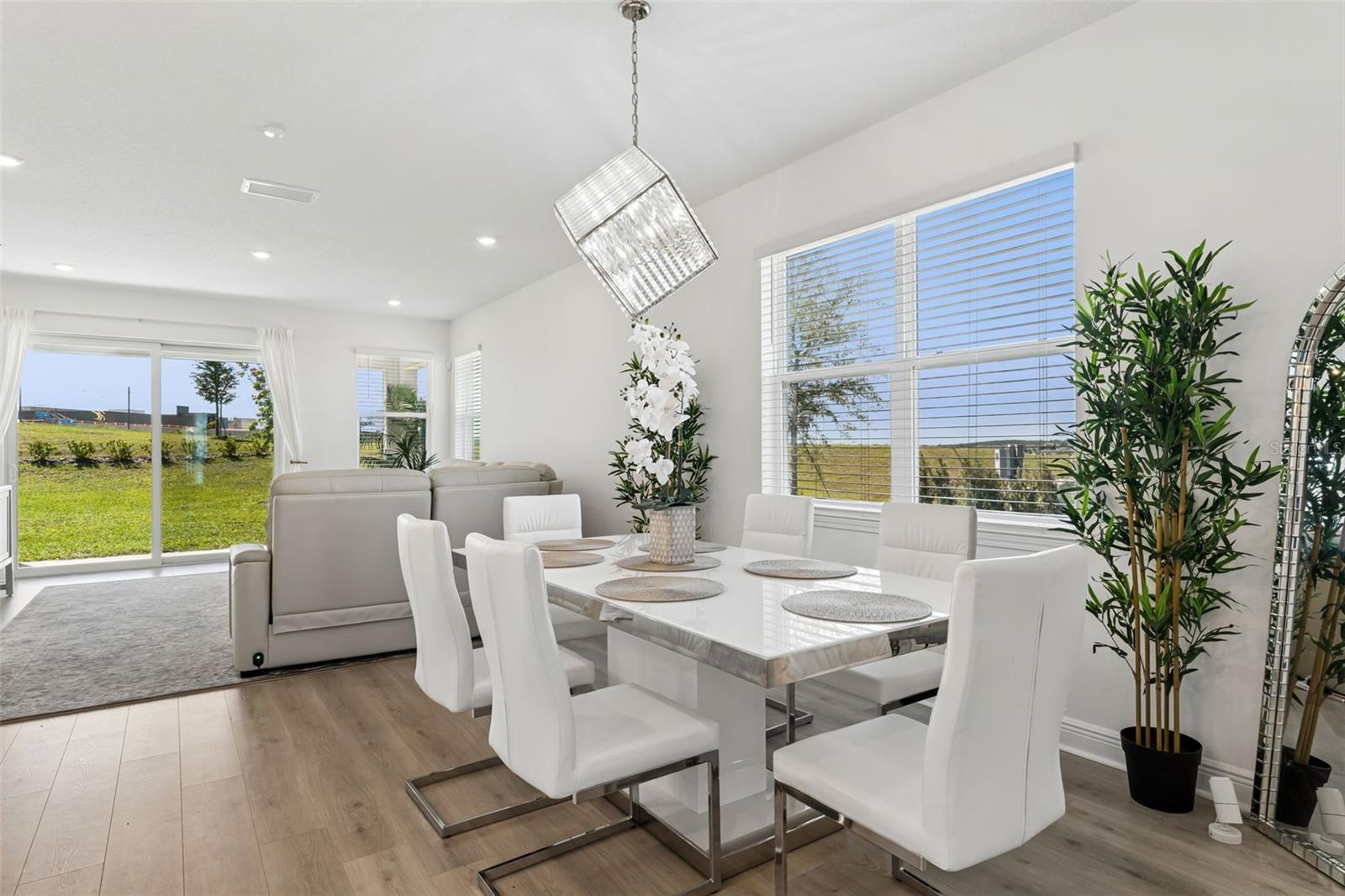 1956 SUNSHINE PEAK DR, MINNEOLA, FL, 34715