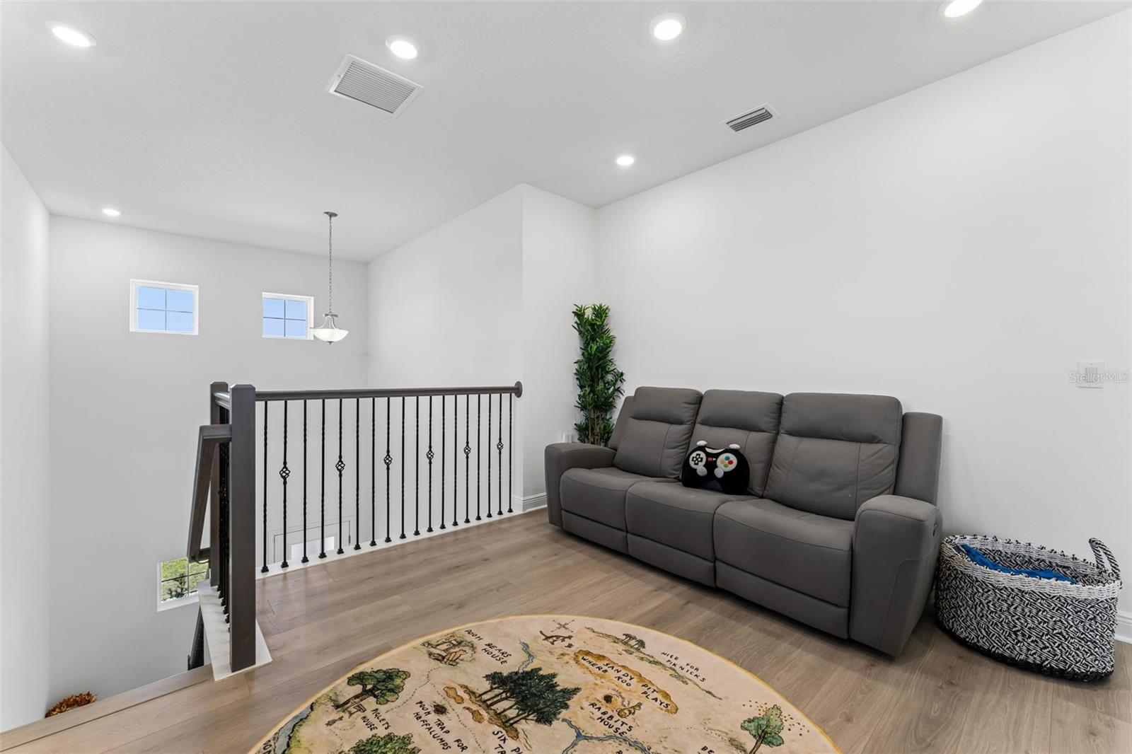 1956 SUNSHINE PEAK DR, MINNEOLA, FL, 34715