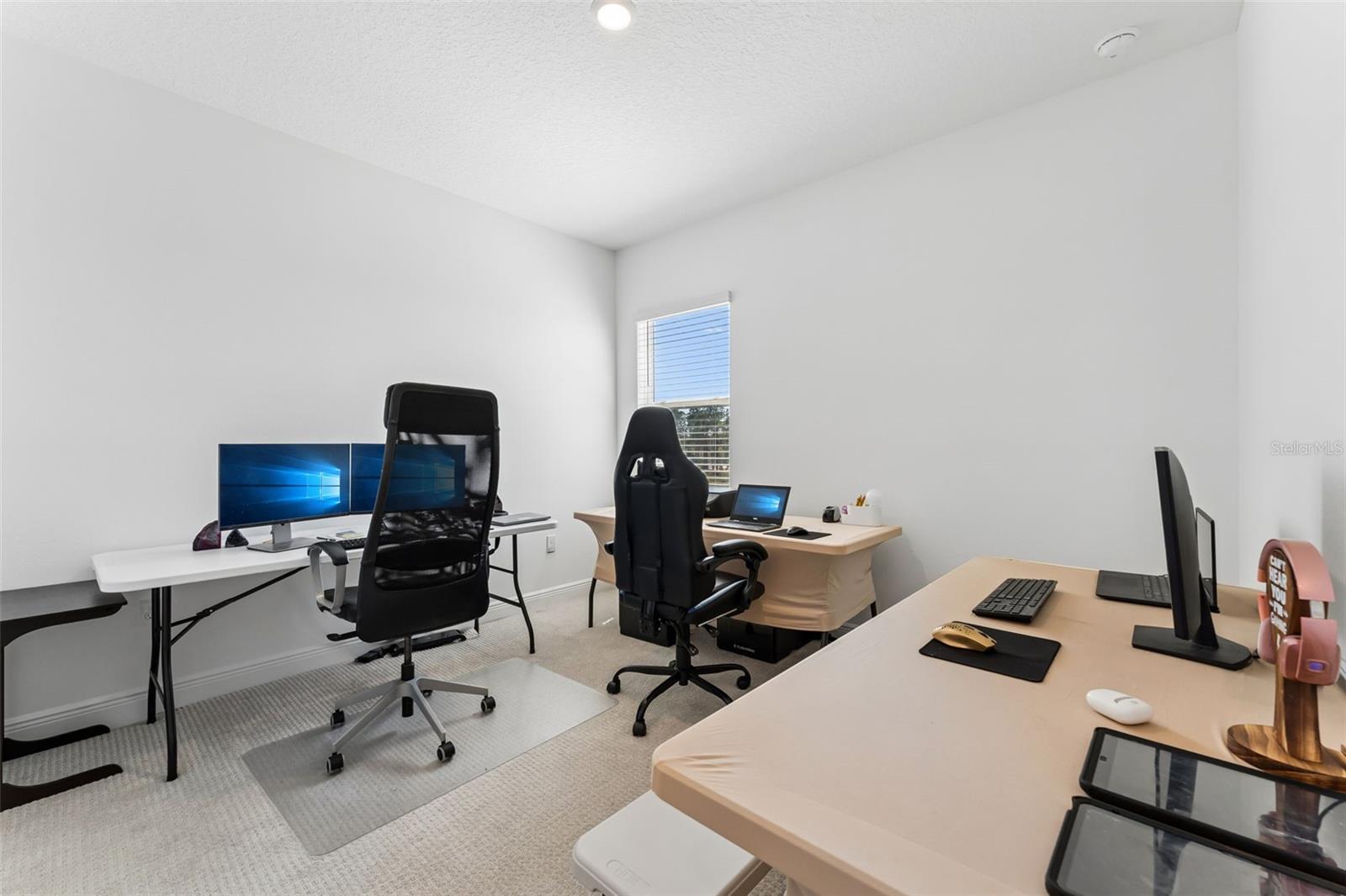 1956 SUNSHINE PEAK DR, MINNEOLA, FL, 34715