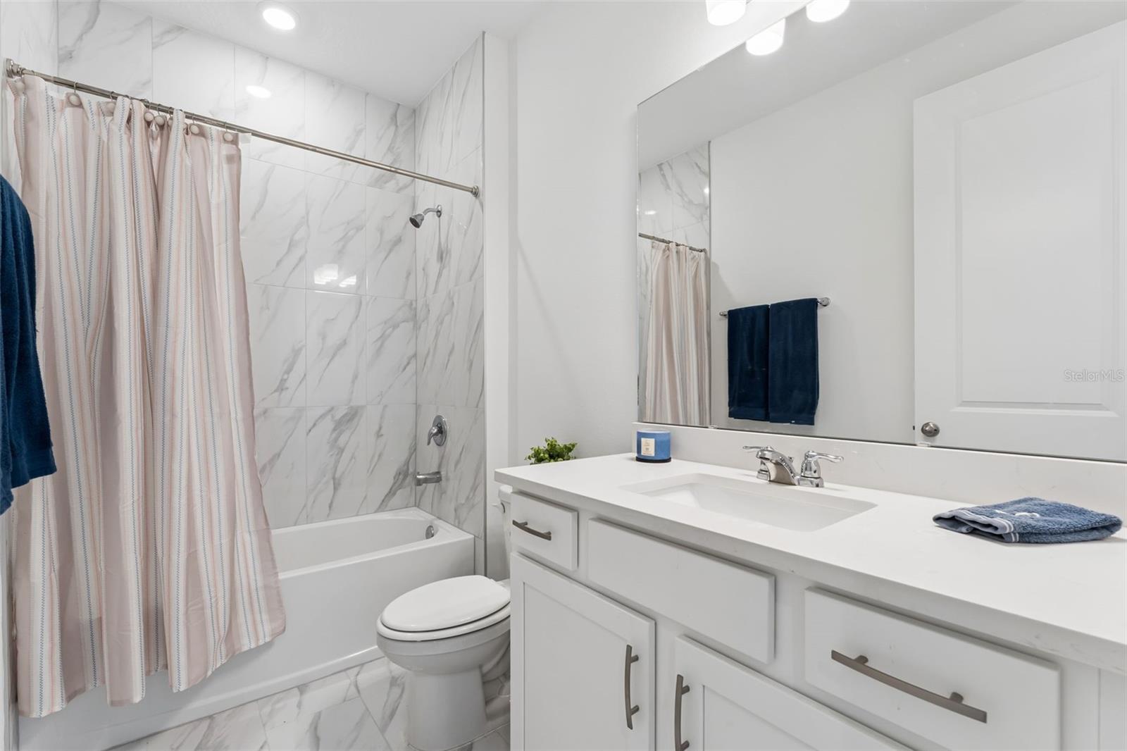 1956 SUNSHINE PEAK DR, MINNEOLA, FL, 34715