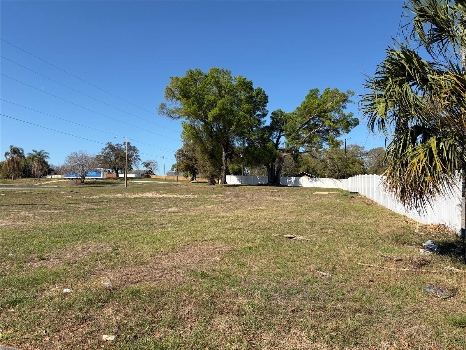 2 N HIAWASSEE RD, ORLANDO, FL, 32835