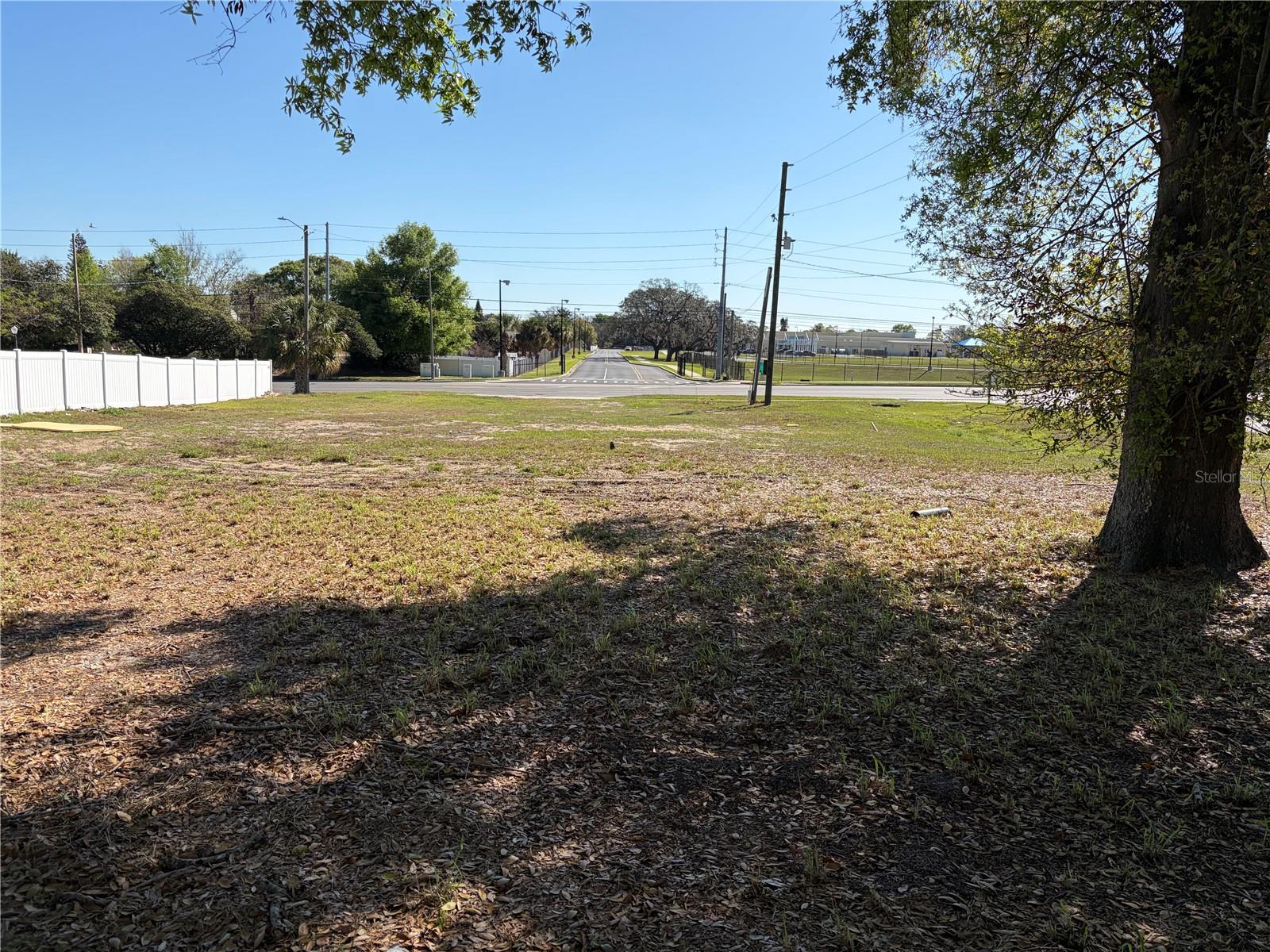 2 N HIAWASSEE RD, ORLANDO, FL, 32835