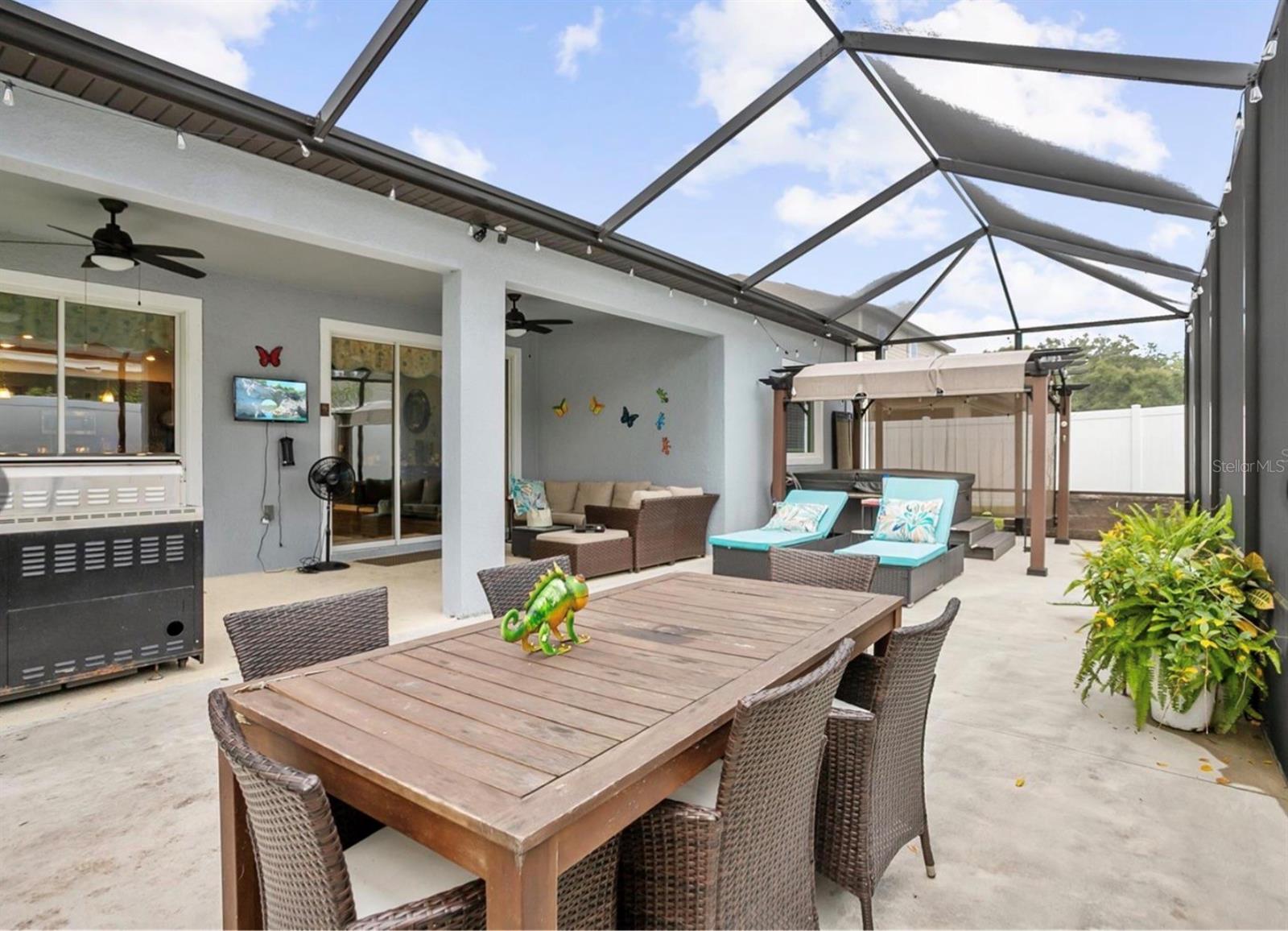 12444 BRICK COBBLESTONE DR, RIVERVIEW, FL, 33579