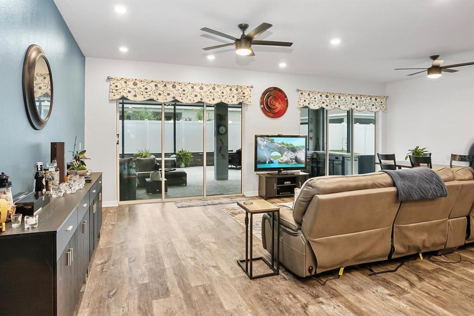 12444 BRICK COBBLESTONE DR, RIVERVIEW, FL, 33579