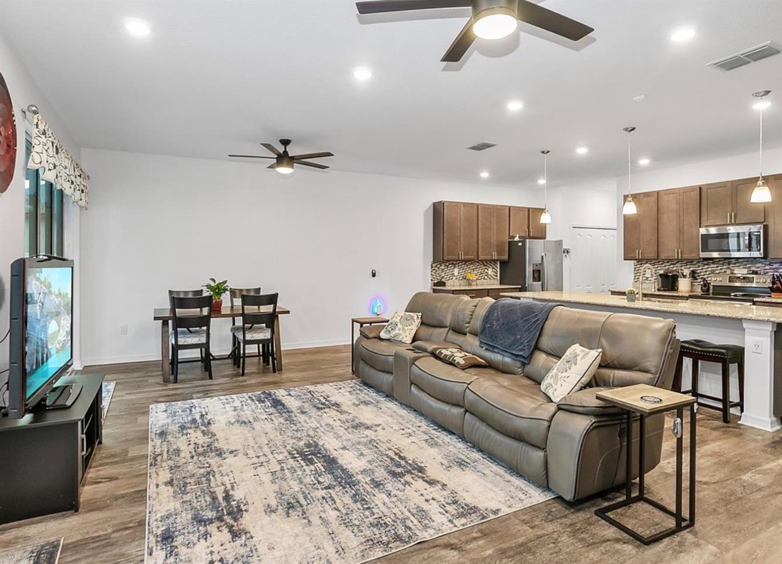 12444 BRICK COBBLESTONE DR, RIVERVIEW, FL, 33579