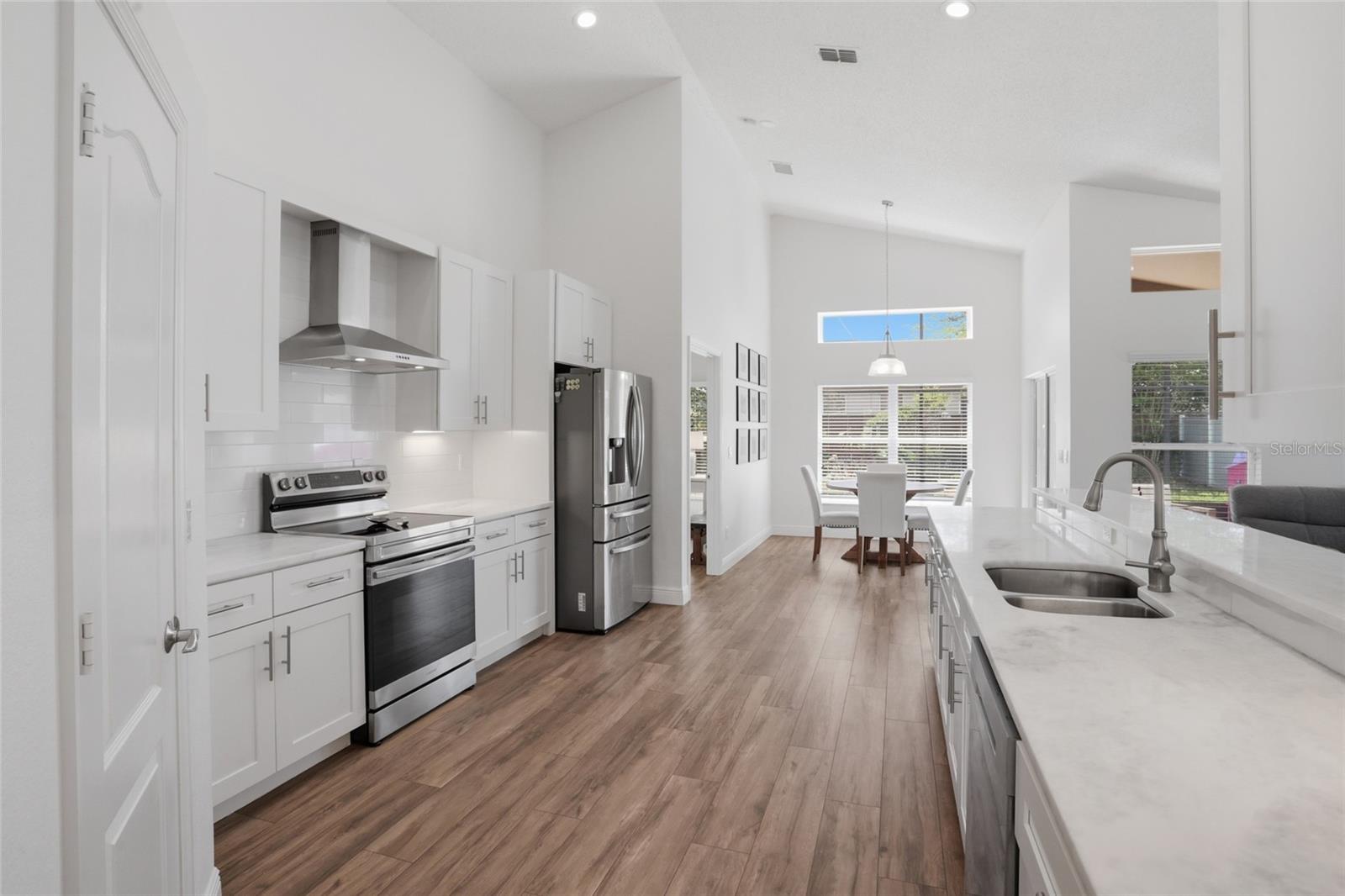 207 TAVESTOCK LOOP, WINTER SPRINGS, FL, 32708