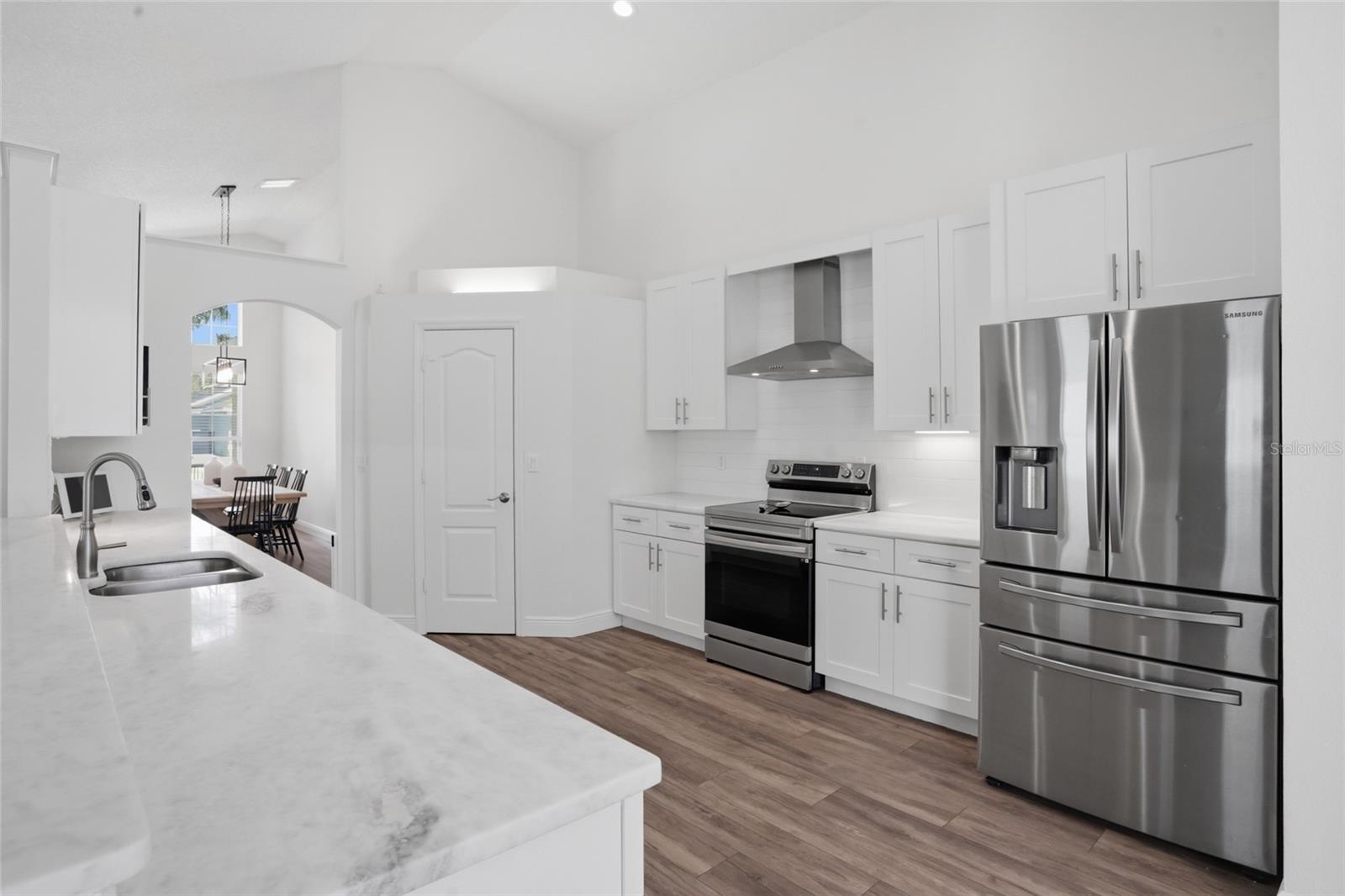 207 TAVESTOCK LOOP, WINTER SPRINGS, FL, 32708