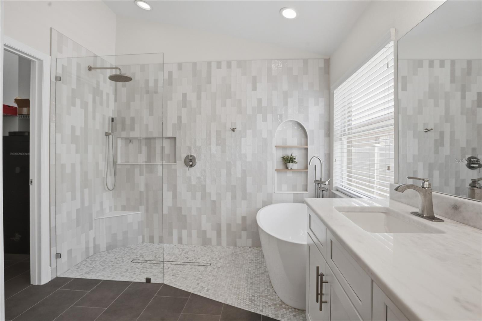 207 TAVESTOCK LOOP, WINTER SPRINGS, FL, 32708