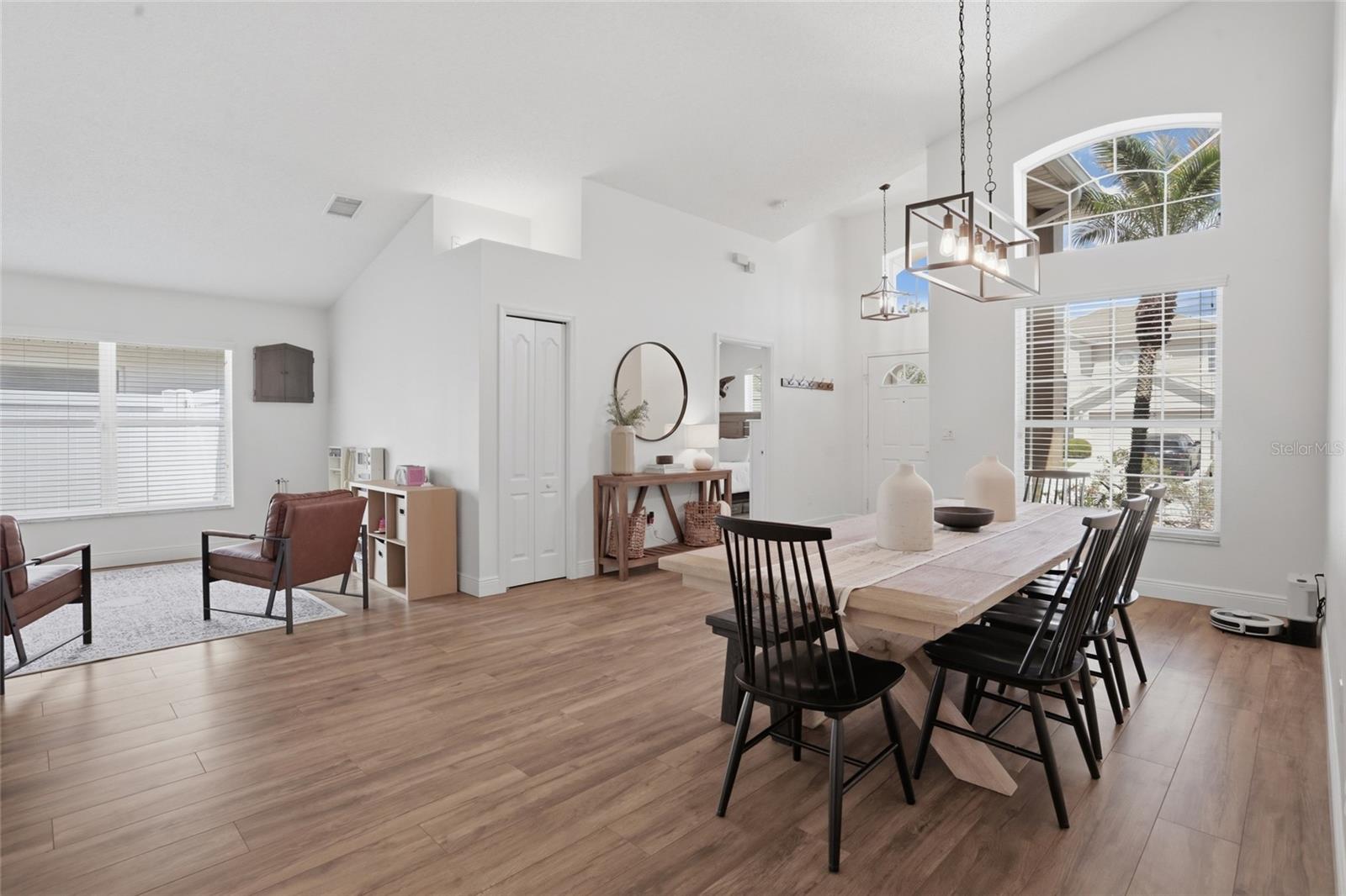 207 TAVESTOCK LOOP, WINTER SPRINGS, FL, 32708