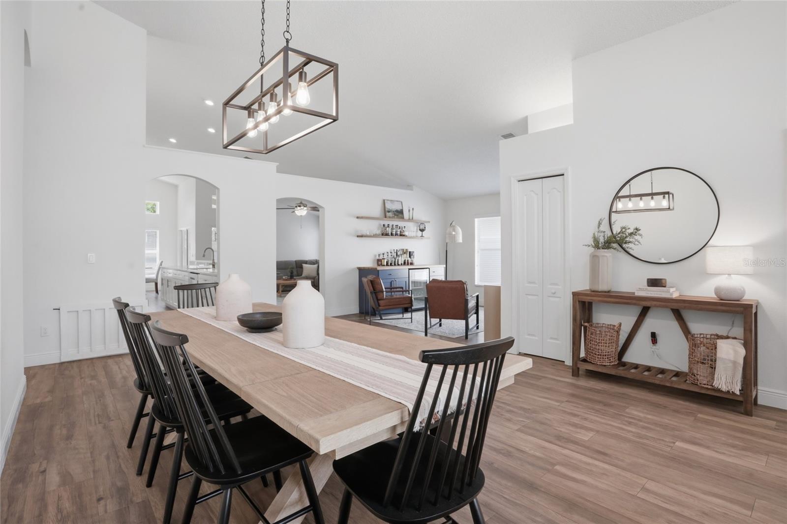 207 TAVESTOCK LOOP, WINTER SPRINGS, FL, 32708