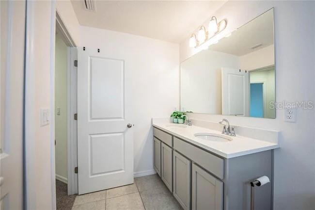 3883 ACADEMIA AVE AVE, LAKELAND, FL, 33803