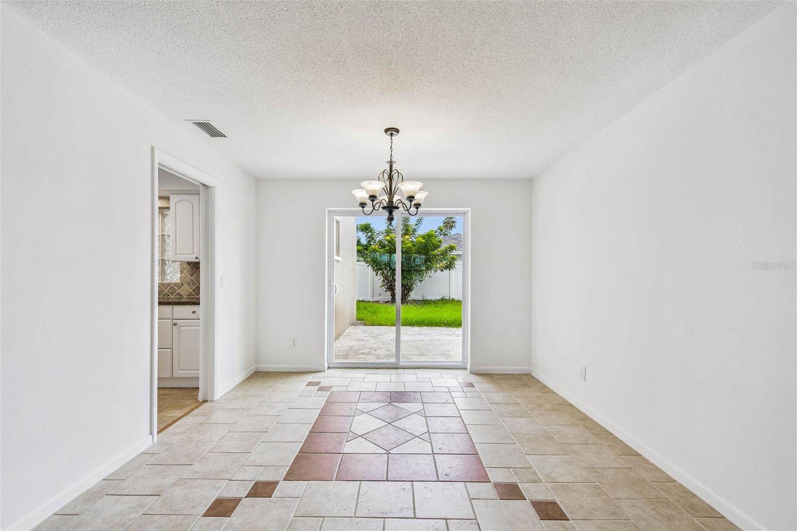 10931 HAMMOCK DR, LARGO, FL, 33774