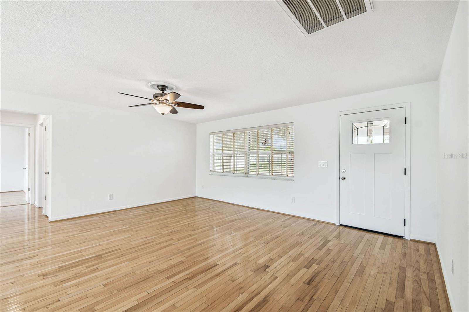 10931 HAMMOCK DR, LARGO, FL, 33774