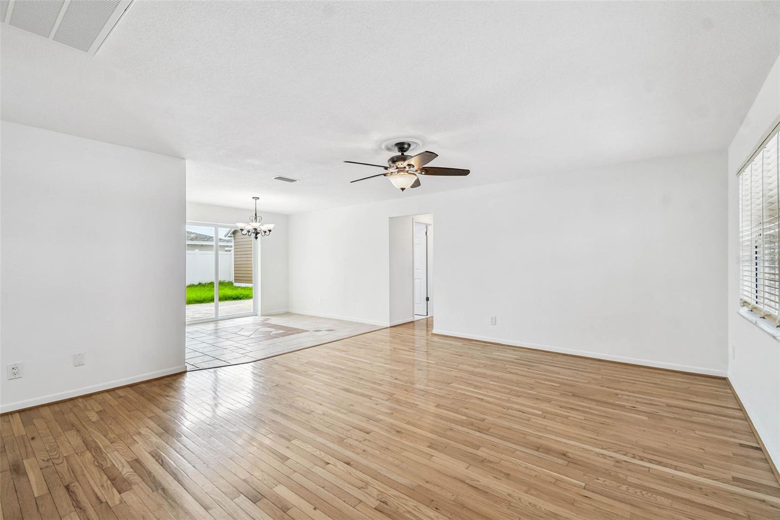 10931 HAMMOCK DR, LARGO, FL, 33774