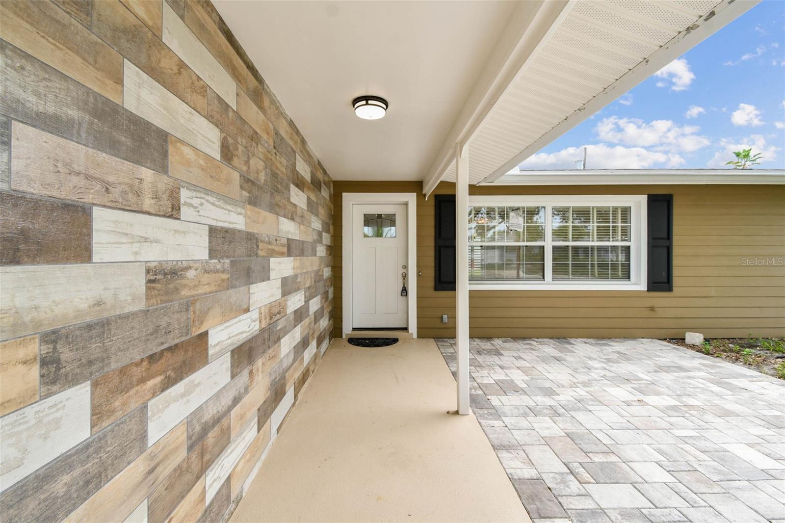 10931 HAMMOCK DR, LARGO, FL, 33774