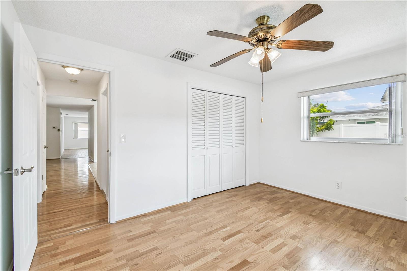 10931 HAMMOCK DR, LARGO, FL, 33774