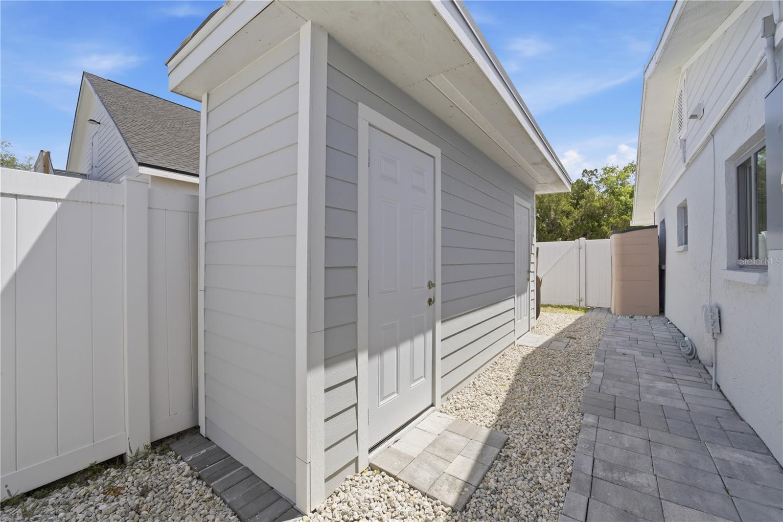 1057 WILLIS AVE, SARASOTA, FL, 34232