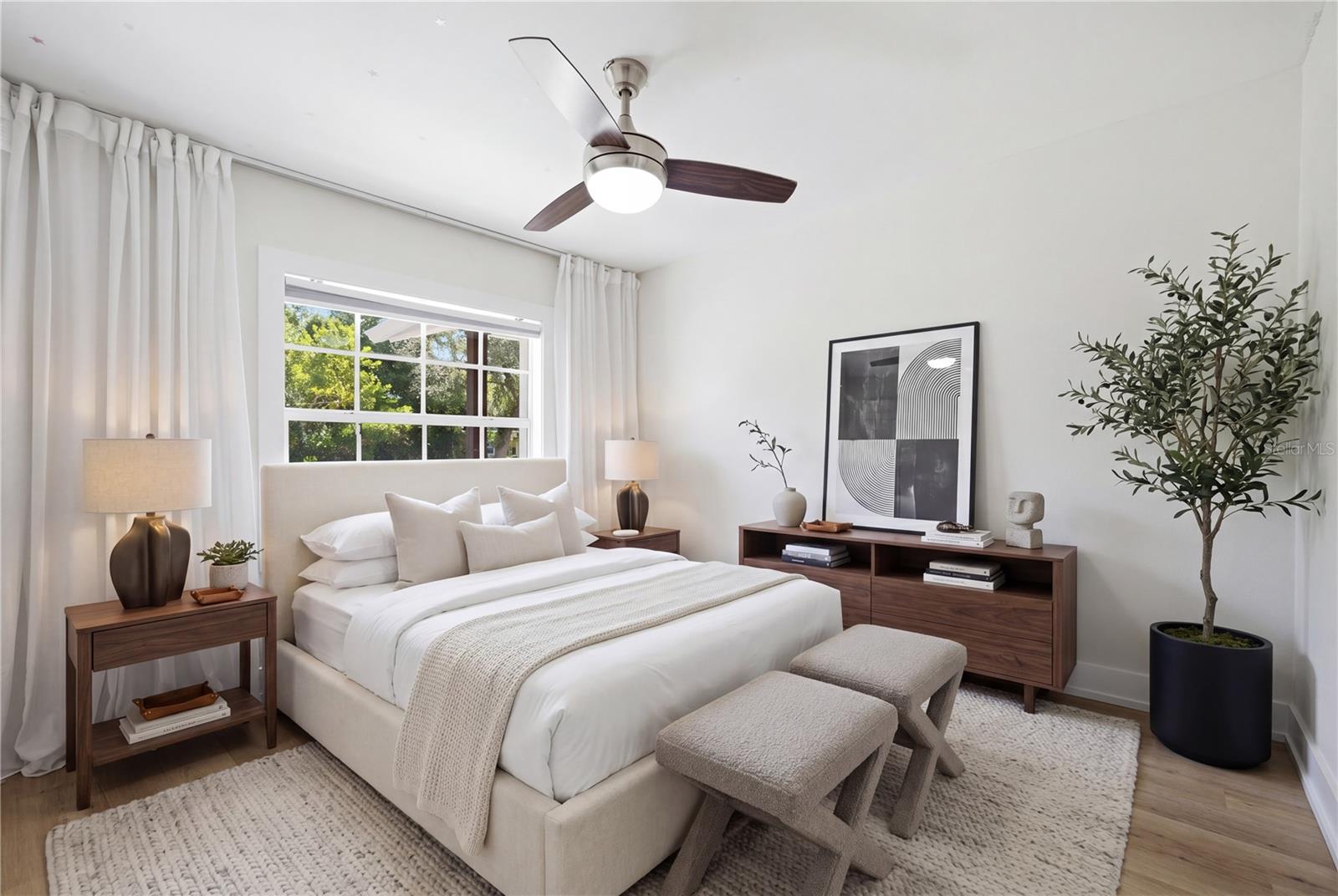 1057 WILLIS AVE, SARASOTA, FL, 34232