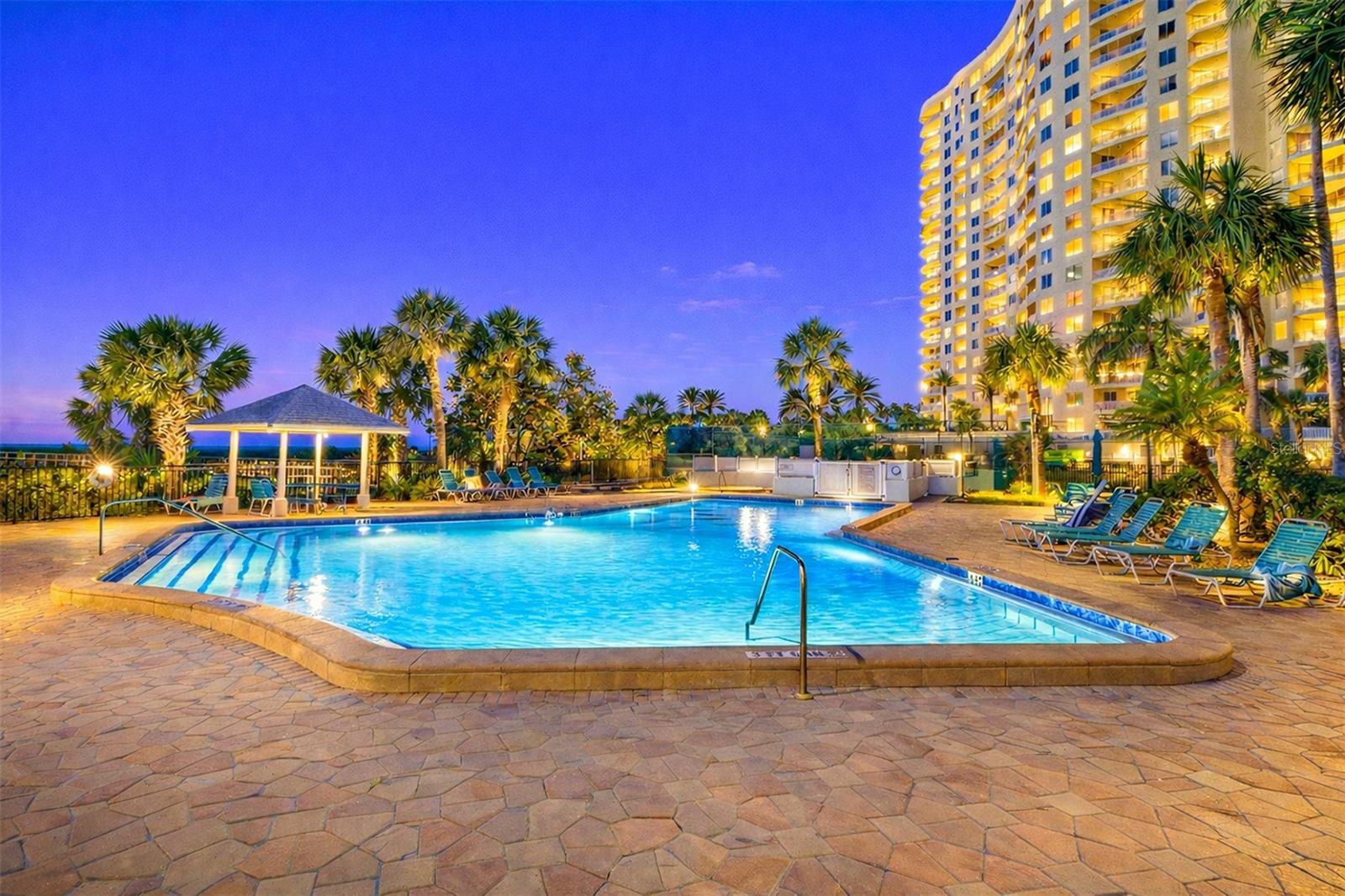 1230 GULF BLVD #404, CLEARWATER BEACH, FL, 33767