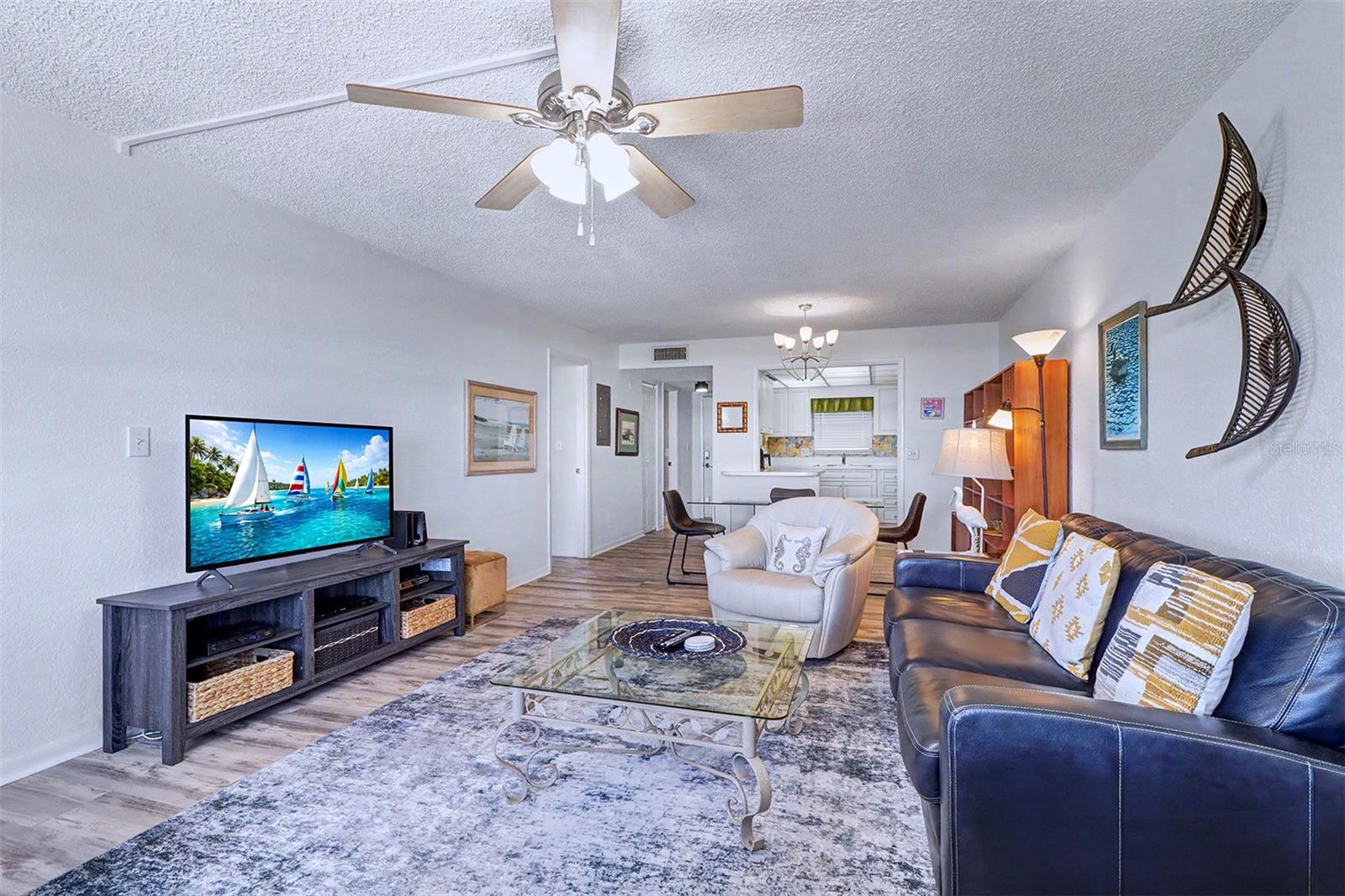 1230 GULF BLVD #404, CLEARWATER BEACH, FL, 33767
